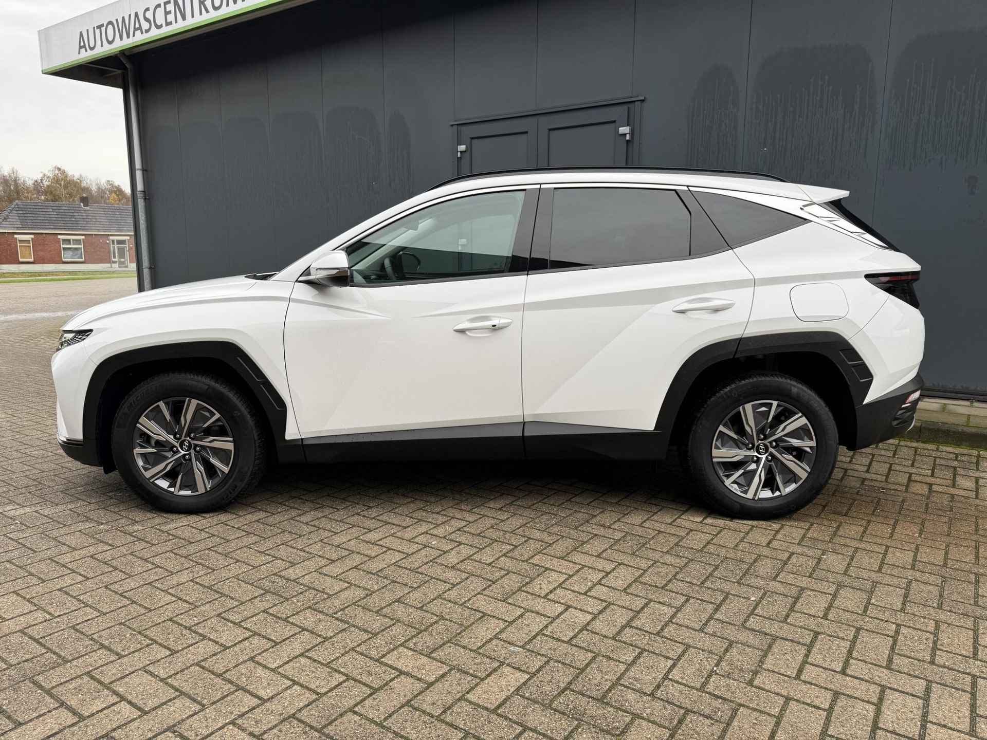 Hyundai Tucson 1.6 T-GDI HEV 230pk Comfort Smart Sky Automaat / 1650kg Trekgewicht / Navigatie / Camera / Panoramadak / Keyless Entry&Go / Stoelverarming / Android & Apple Carplay / Bluetooth - 9/42