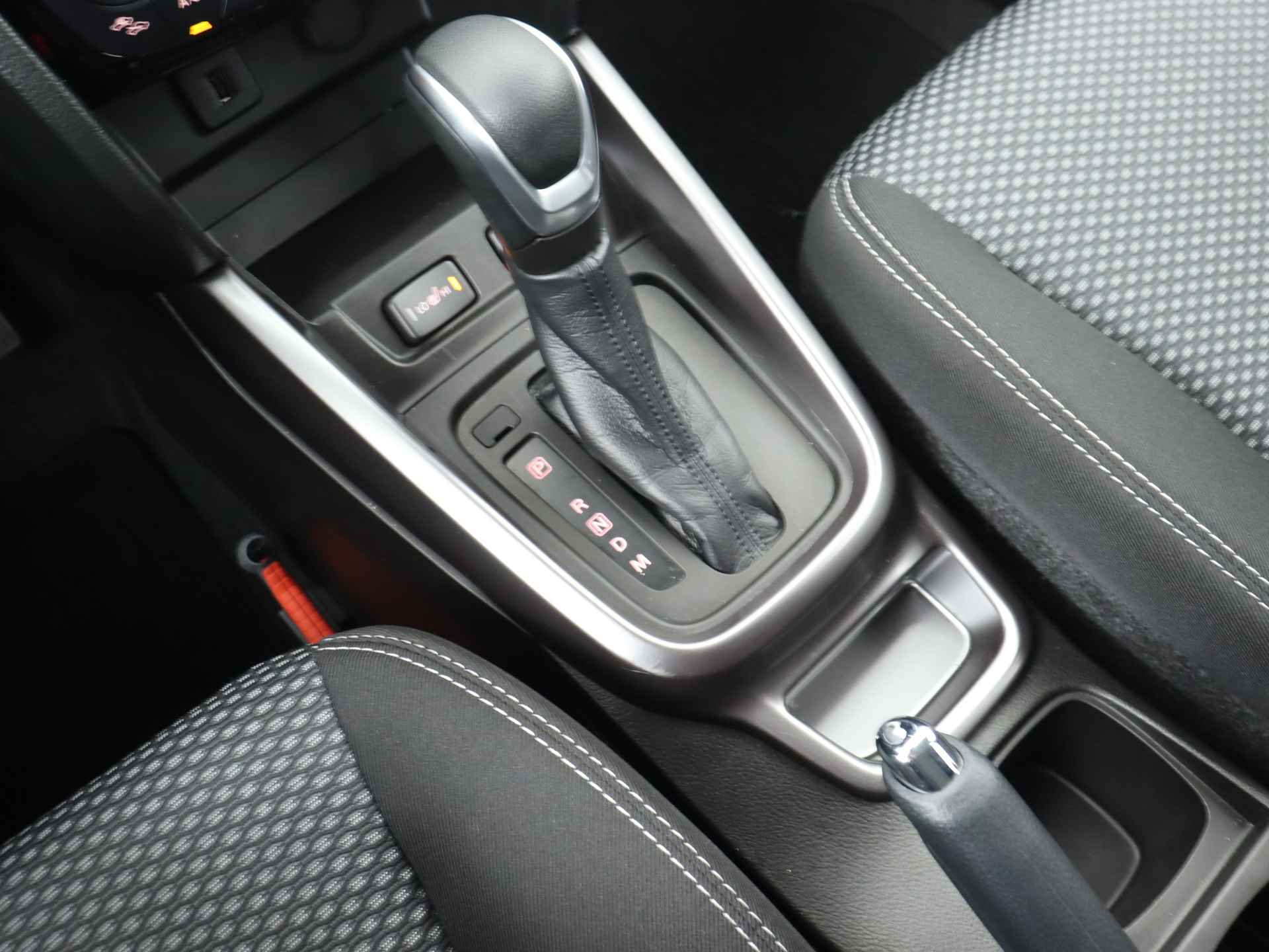 Suzuki Vitara 1.5 Hybrid Select | Navigatie | Achteruitrijcamera | Climate Control | Adaptive Cruise Control | Stoelverwarming | - 11/38
