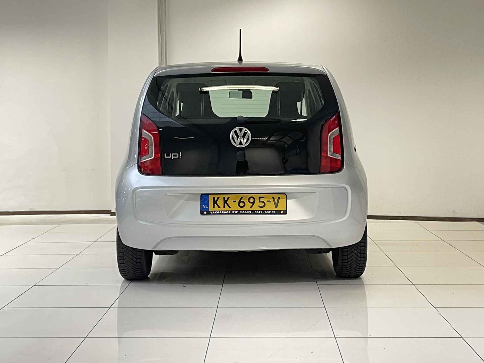 Volkswagen Up! 1.0 move up! | ORG.NL | 5-DEURS | NAVI | AIRCO | - 10/30