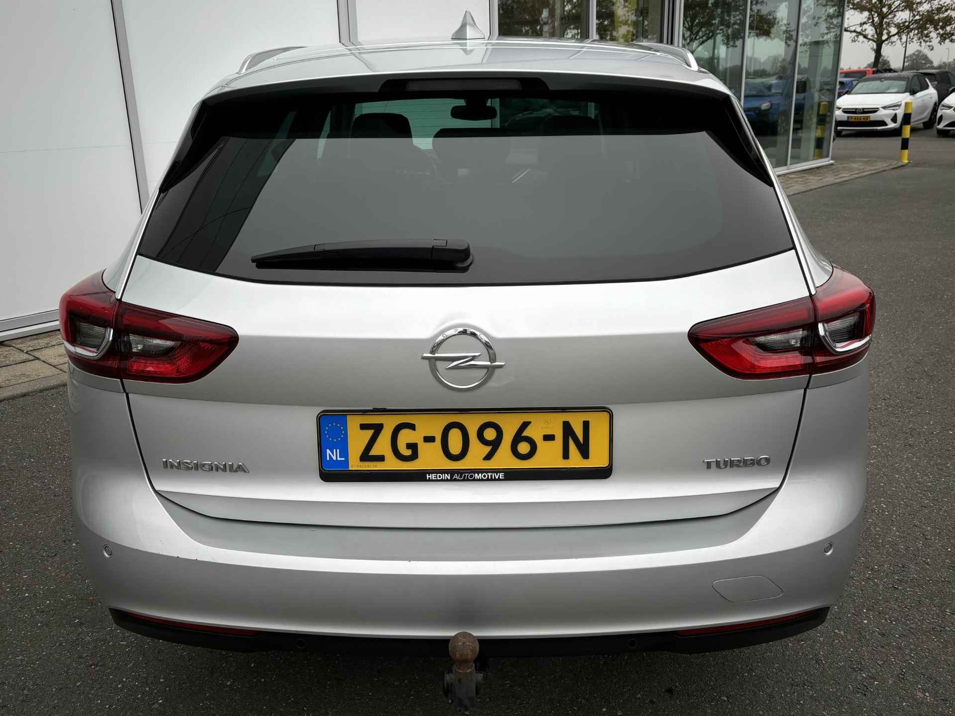 Opel Insignia Sports Tourer 1.5 TURBO 165PK Innovation | TREKHAAK | NAVIGATIE | CAMERA | CLIMATE CONTROL | STOEL/STUURVERW. | PDC V+A | LMV 18 INCH - 26/33