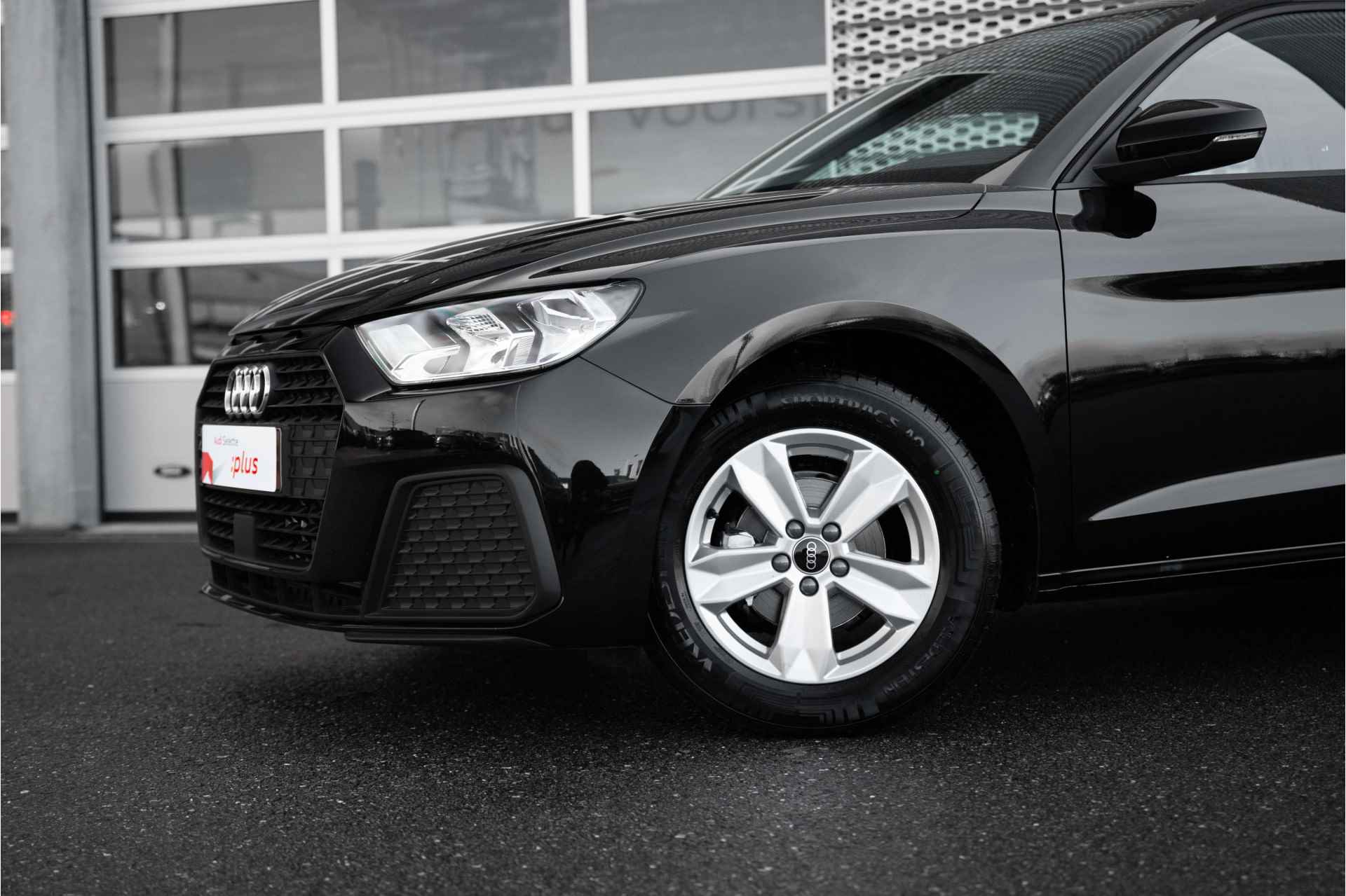 Audi A1 Sportback 25 TFSI Pro Line - 7/49