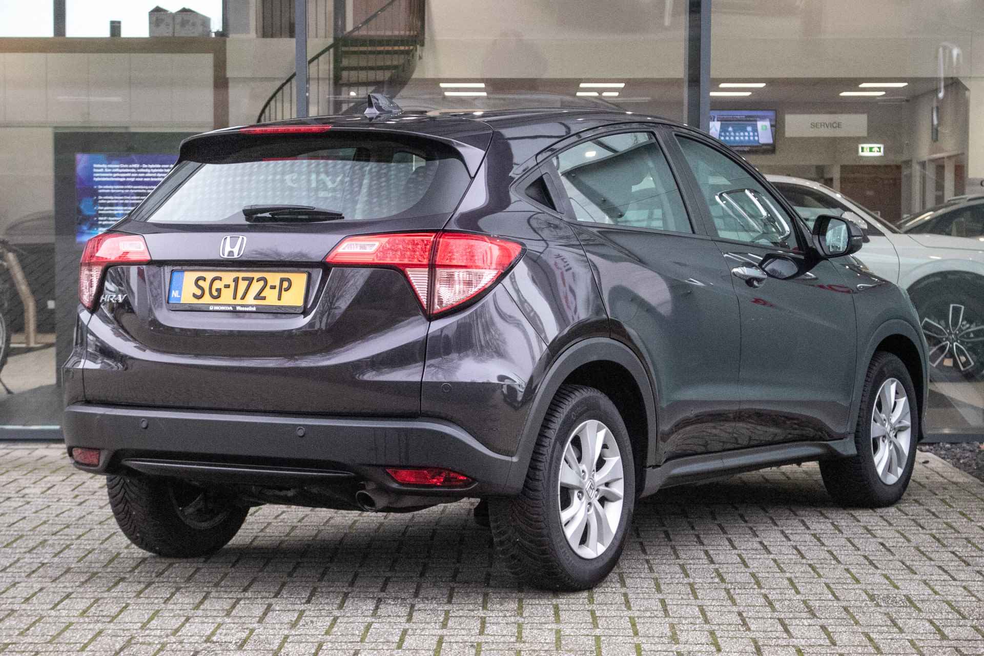 Honda HR-V 1.5 i-VTEC Elegance Automaat -All in rijklaarprijs | Dealer ond. | Navigatie | Magic seats | 12 mnd Bovag - 3/38