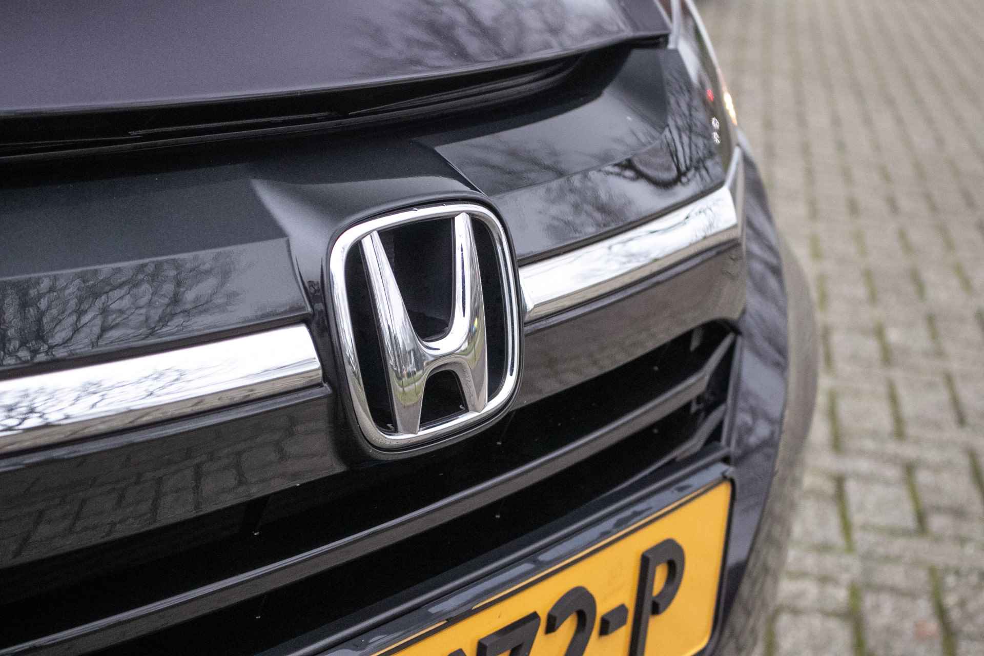 Honda HR-V 1.5 i-VTEC Elegance Automaat -All in rijklaarprijs | Dealer ond. | Navigatie | Magic seats | 12 mnd Bovag - 28/38