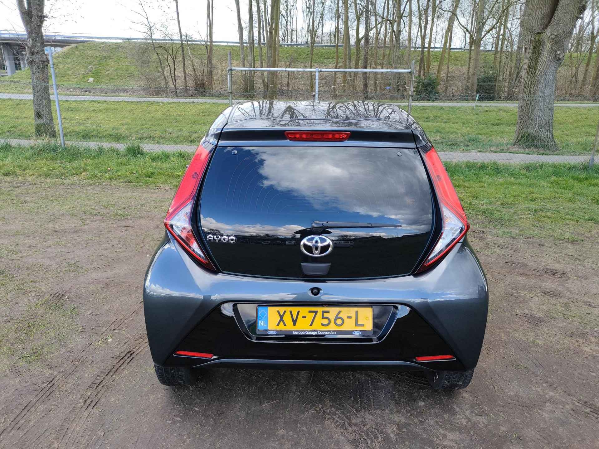 Toyota Aygo 1.0 VVT-i x-play | CARPLAY NAVI | CAMERA | LICHTMETAAL | PRIVACY GLASS | - 6/29