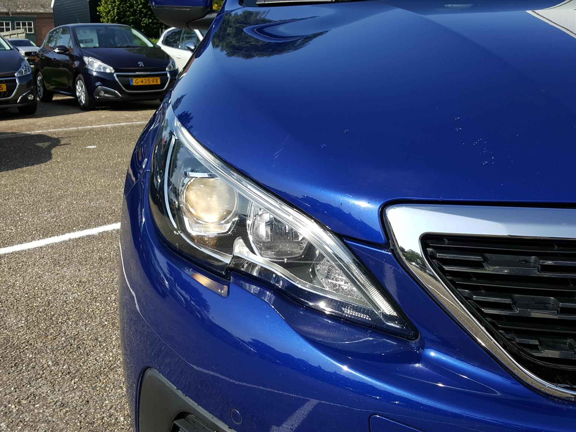 PEUGEOT 308 ALLURE 1.2 PureTech-130pk EAT6 AUTOMAAT Navigatie | Trekhaak | Cruise & Climate control | Achteruitrijcamera | KEYLESS entry&start | P-hulp | BT - 43/56