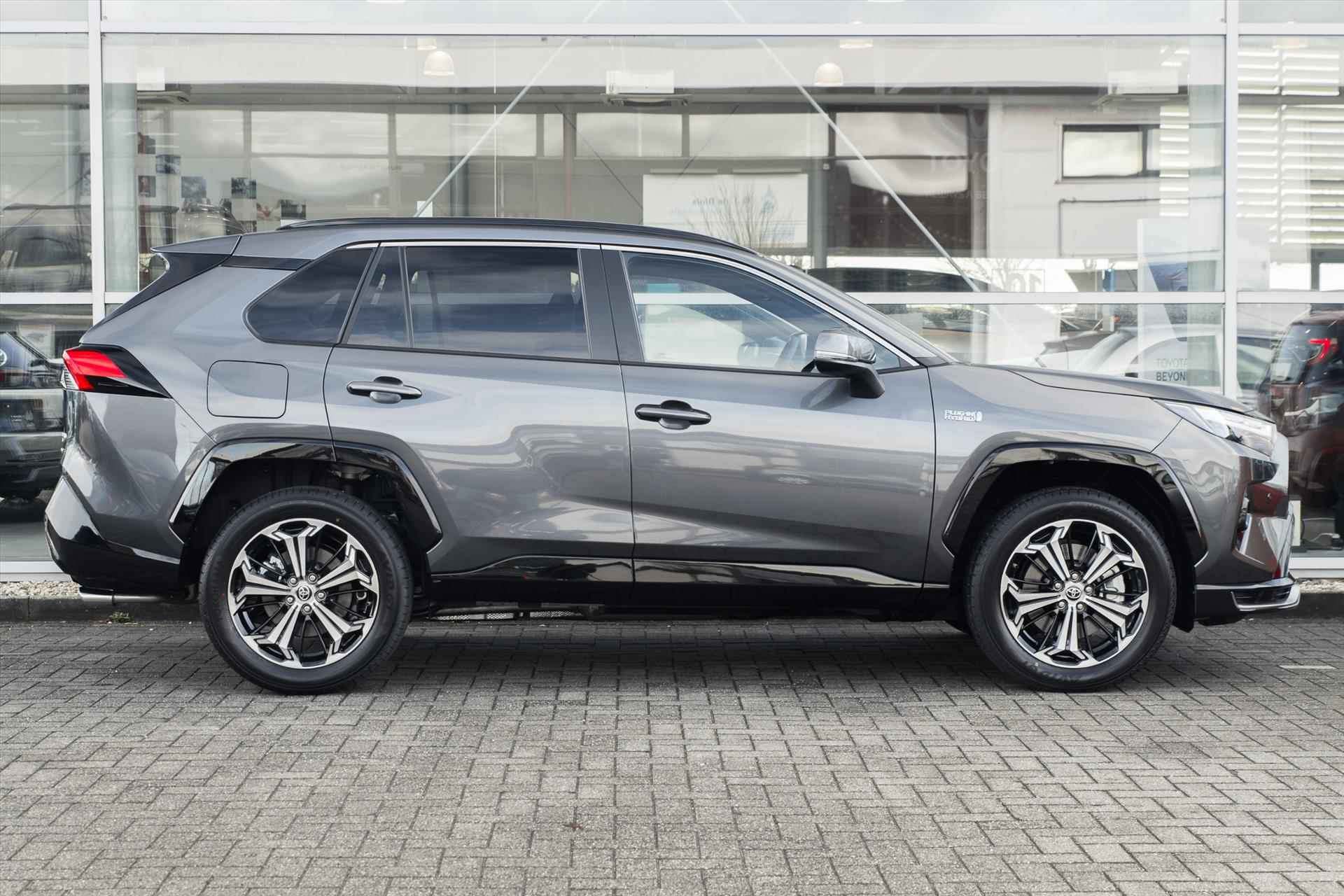 Toyota RAV4 2.5 Hybrid 306pk CVT AWD Style - 38/46