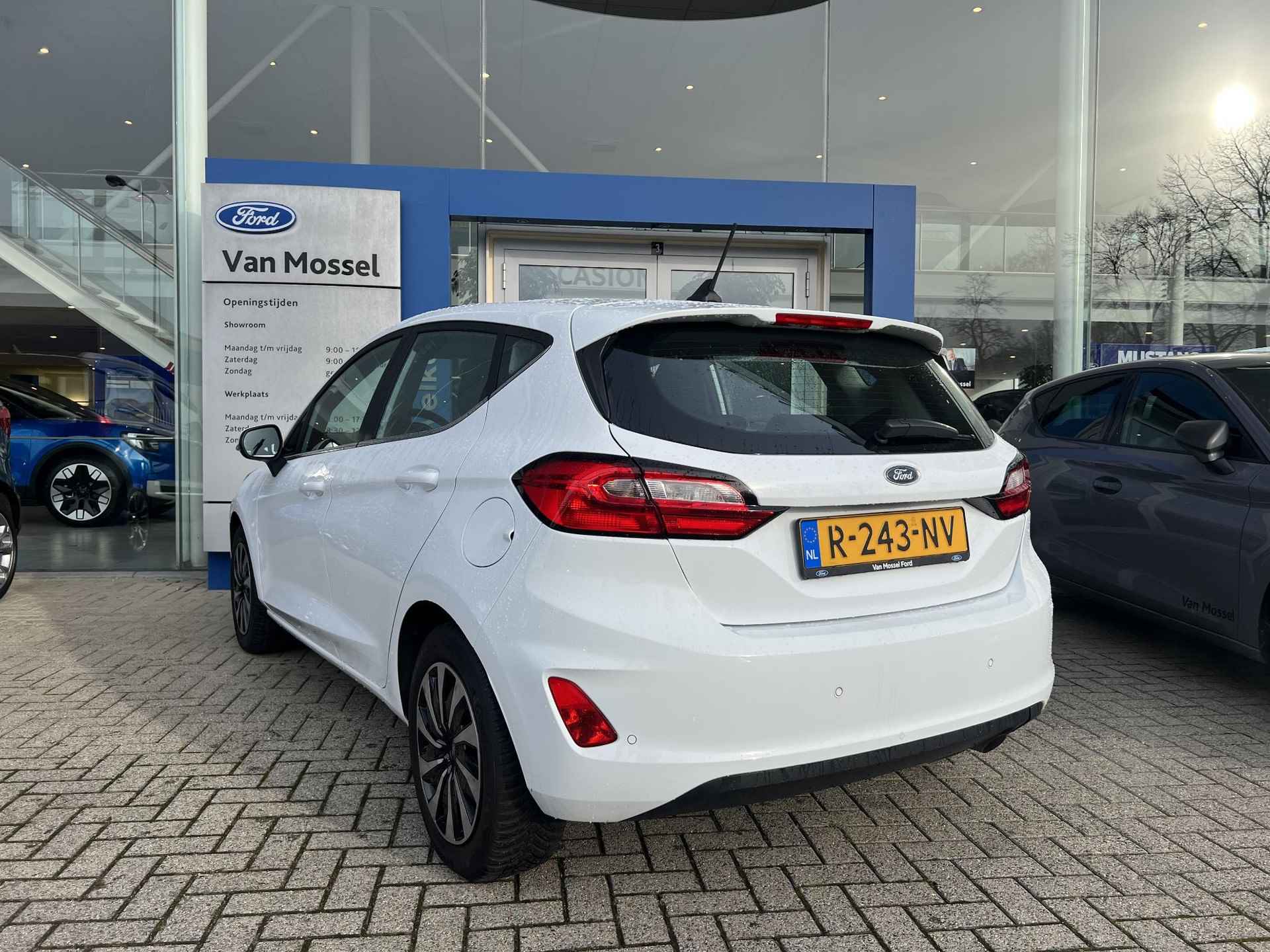 Ford Fiesta 1.0 EcoBoost Hybrid Titanium | Automaat | Navigatie | Parkeersensoren - 3/26