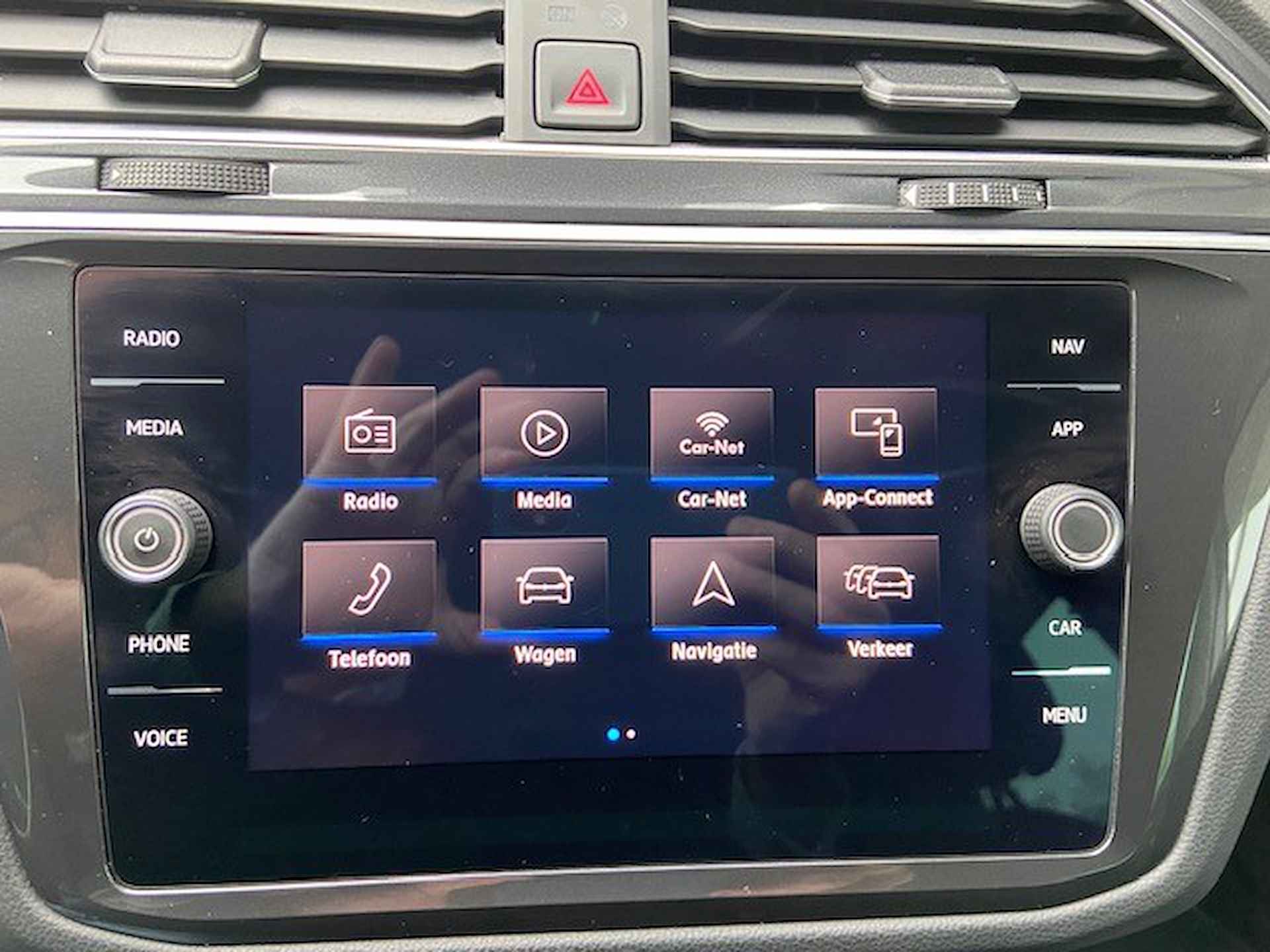 Volkswagen Tiguan 1.5 TSI ACT 150pk IQ Drive / Virtual Cockpit / LED / 17" LMV / Trekhaak Elek. / Alarm / Stoelverwarming - 16/21
