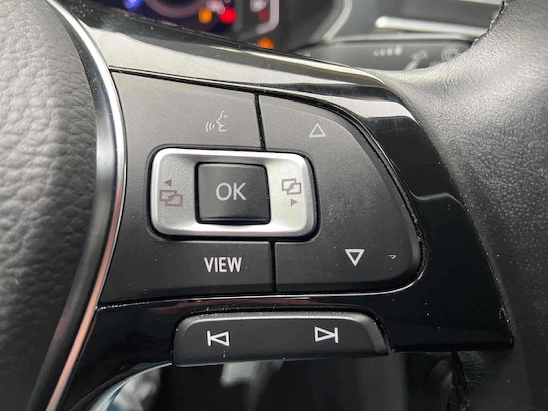 Volkswagen Tiguan 1.5 TSI ACT 150pk IQ Drive / Virtual Cockpit / LED / 17" LMV / Trekhaak Elek. / Alarm / Stoelverwarming - 20/21