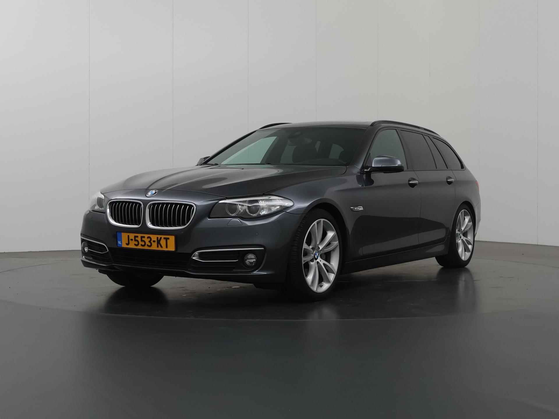 BMW 5-serie Touring 528i Luxury Edition | Panoramadak | Navigatie | Comfortstoelen | Lederen Interieur | Ele.verstelbare stoelen | PDC | Stoelverwarming | - 44/44