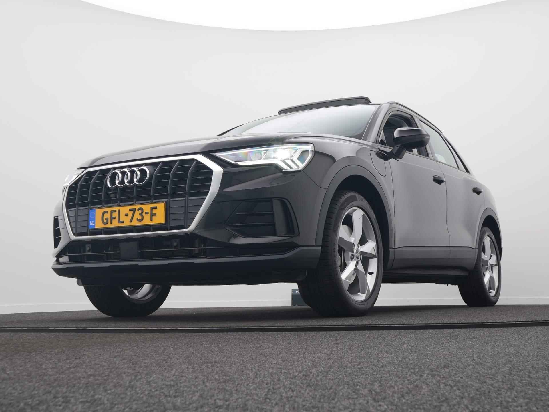 Audi Q3 45 TFSI e Edition Navi | Clima | Adaptive Cruise | Camera | LED | Panoramadak | Trekhaak (Zwenkbaar) | Stoelverwarming - 11/54