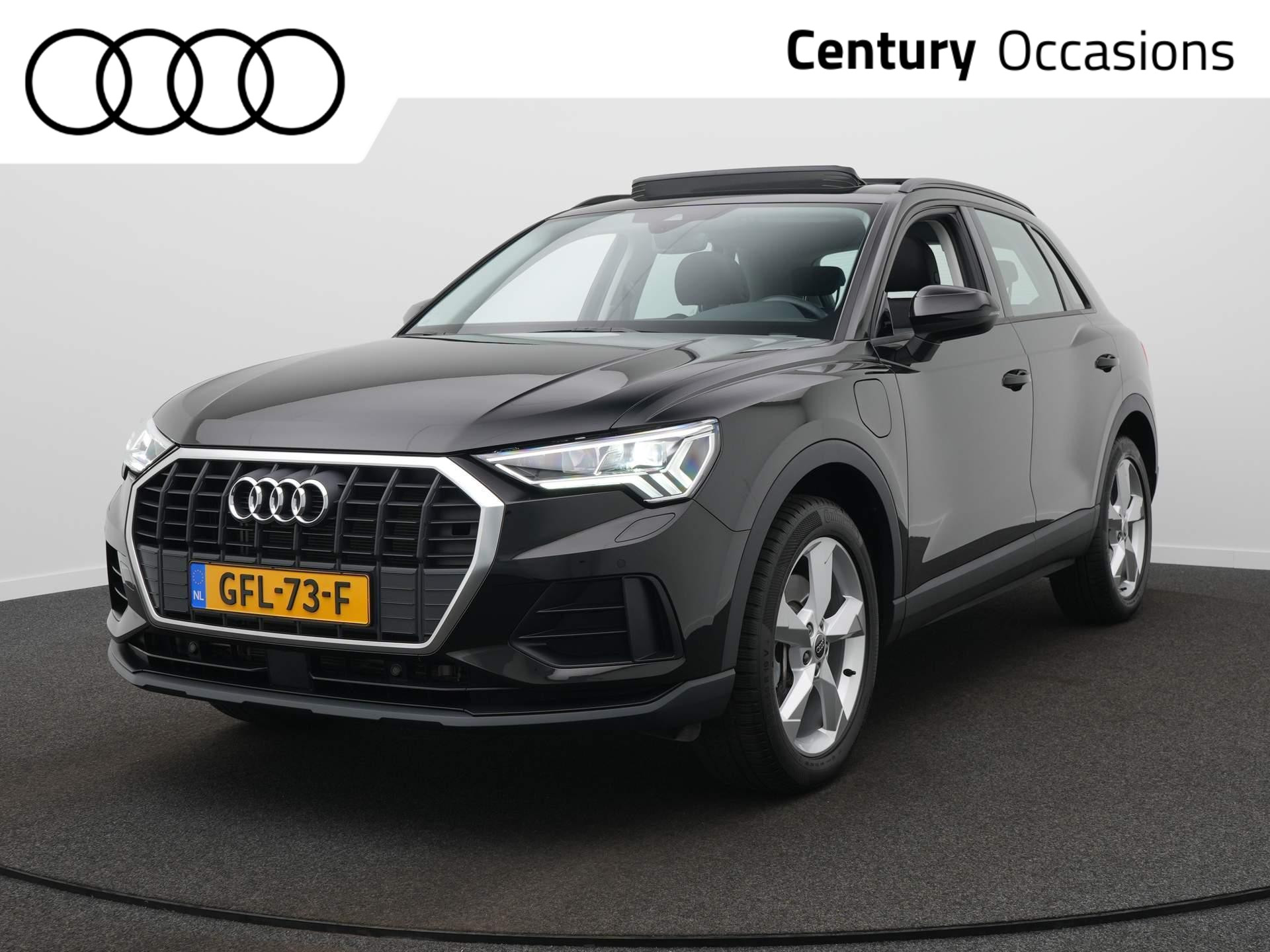 Audi Q3 45 TFSI e Edition Navi | Clima | Adaptive Cruise | Camera | LED | Panoramadak | Trekhaak (Zwenkbaar) | Stoelverwarming