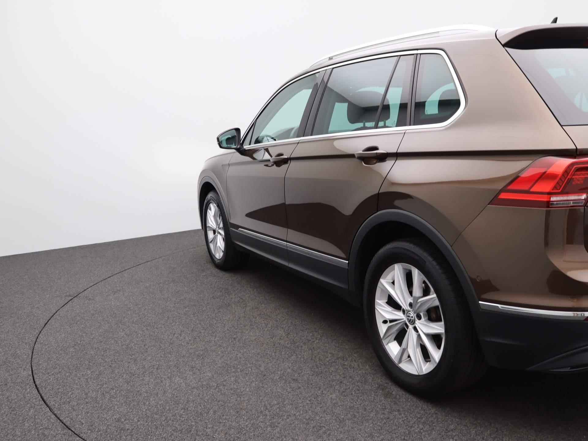 Volkswagen Tiguan 1.4 TSI 4Motion Comfortline Business R | 2.000KG Trekgewicht | Navigatie | Camera - 36/47