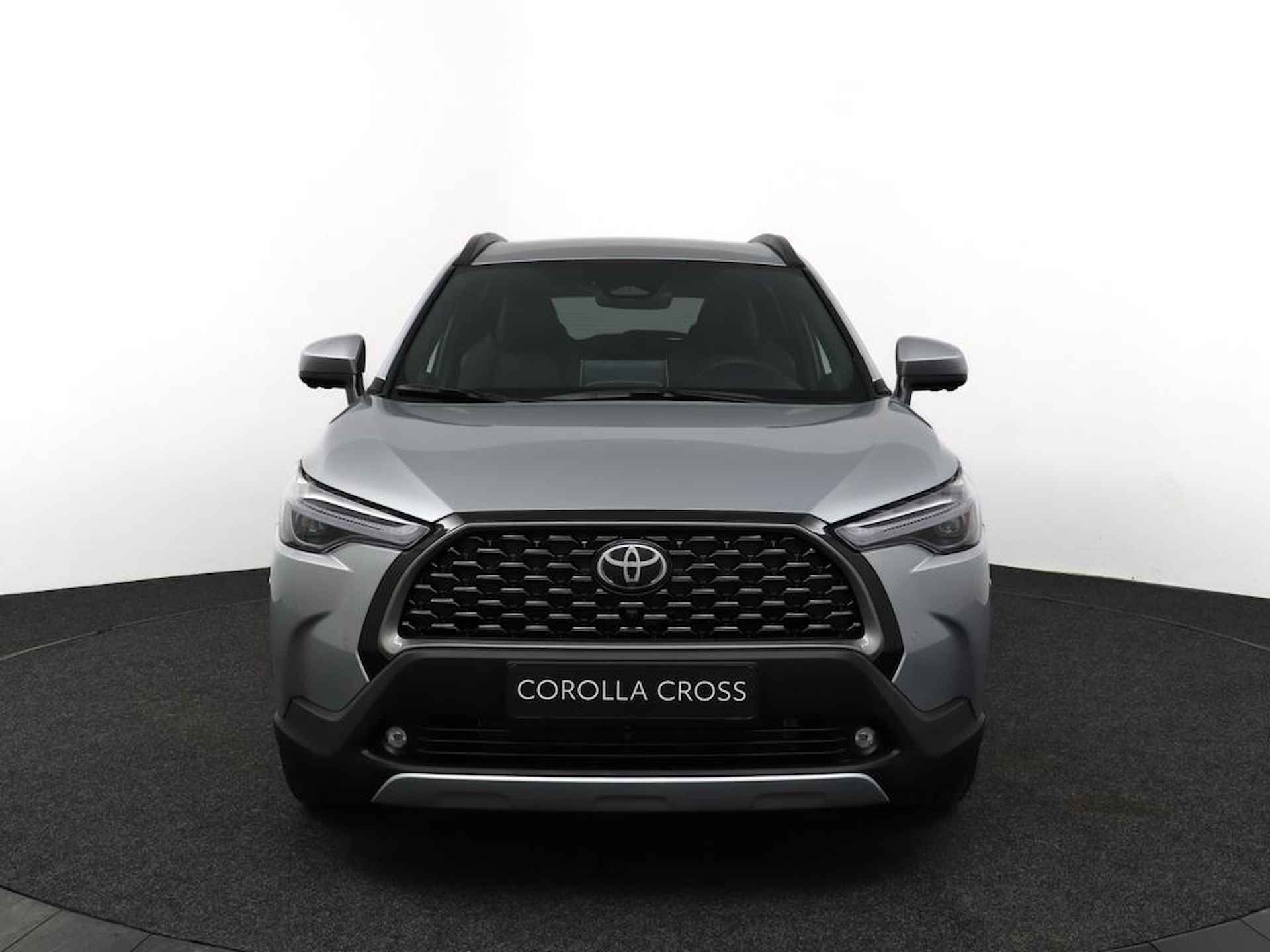 Toyota Corolla Cross Hybrid 200 Executive | Camera rondom | JBL Audio | Climate Control | Stoelverwarming | Lederen bekleding | Electrische kofferbakklep | Apple carplay/ Android Auto | - 16/48