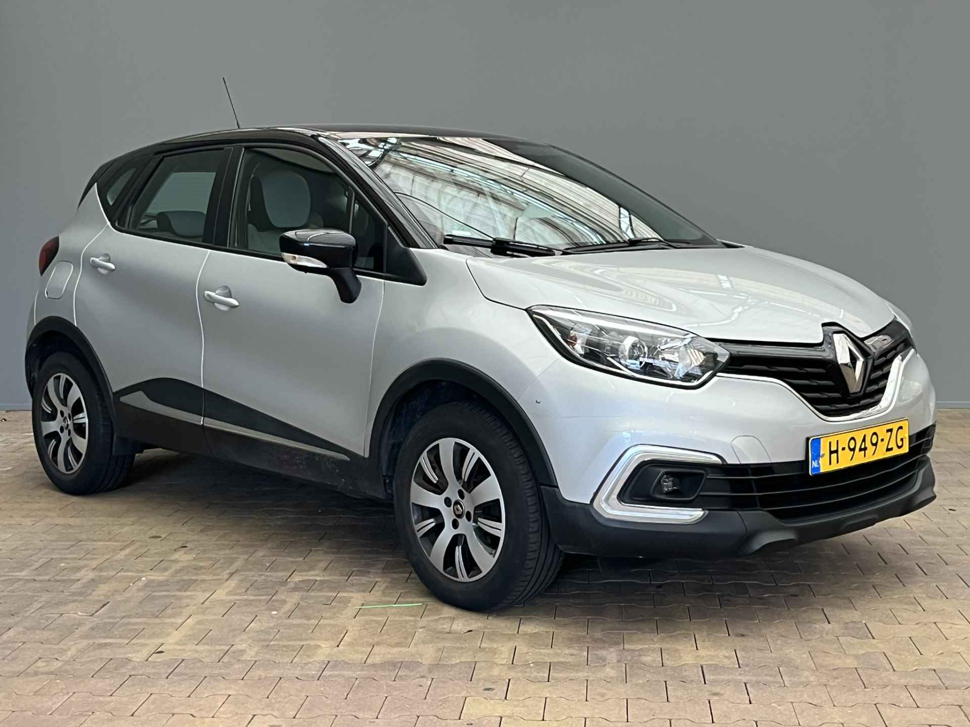 Renault Captur 0.9 90PK TCe Zen | Navigatie | Bluetooth | Cruise C. | PDC | 16" Lichtmetaal | Bluetooth | Zwart Dak | Airco | Cruise - 9/24