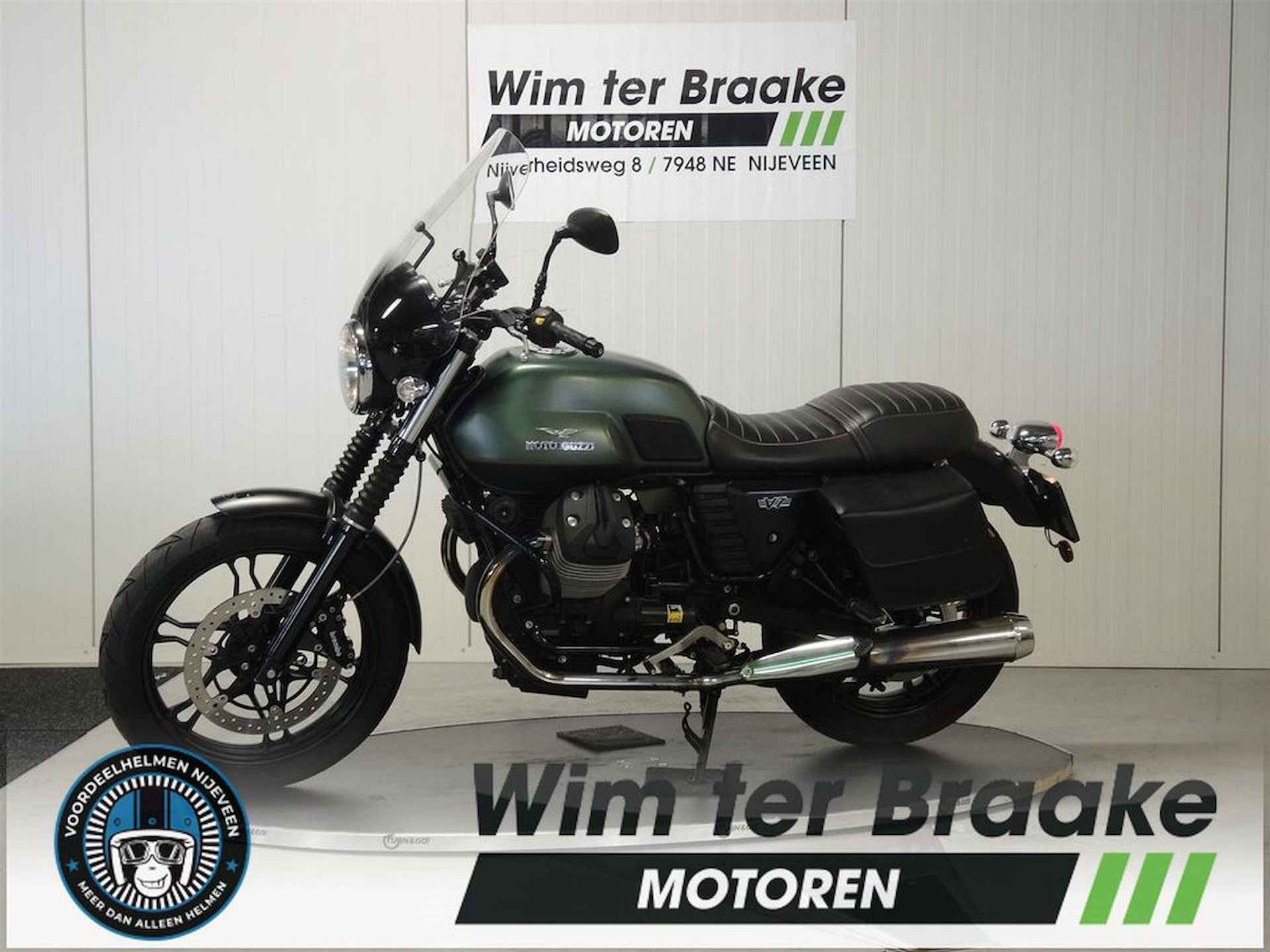 Moto Guzzi V7 II Stone - 1/9