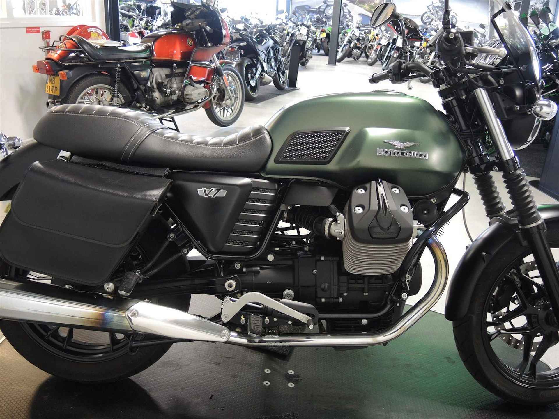 Moto Guzzi V7 II Stone - 2014 - 7/10