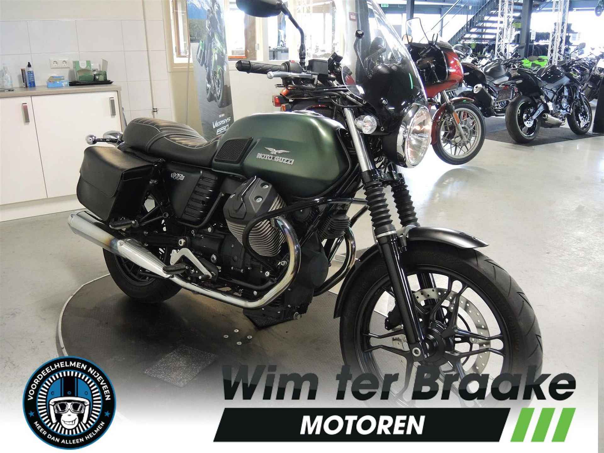 Moto Guzzi V7 II Stone - 2014 - 8/10