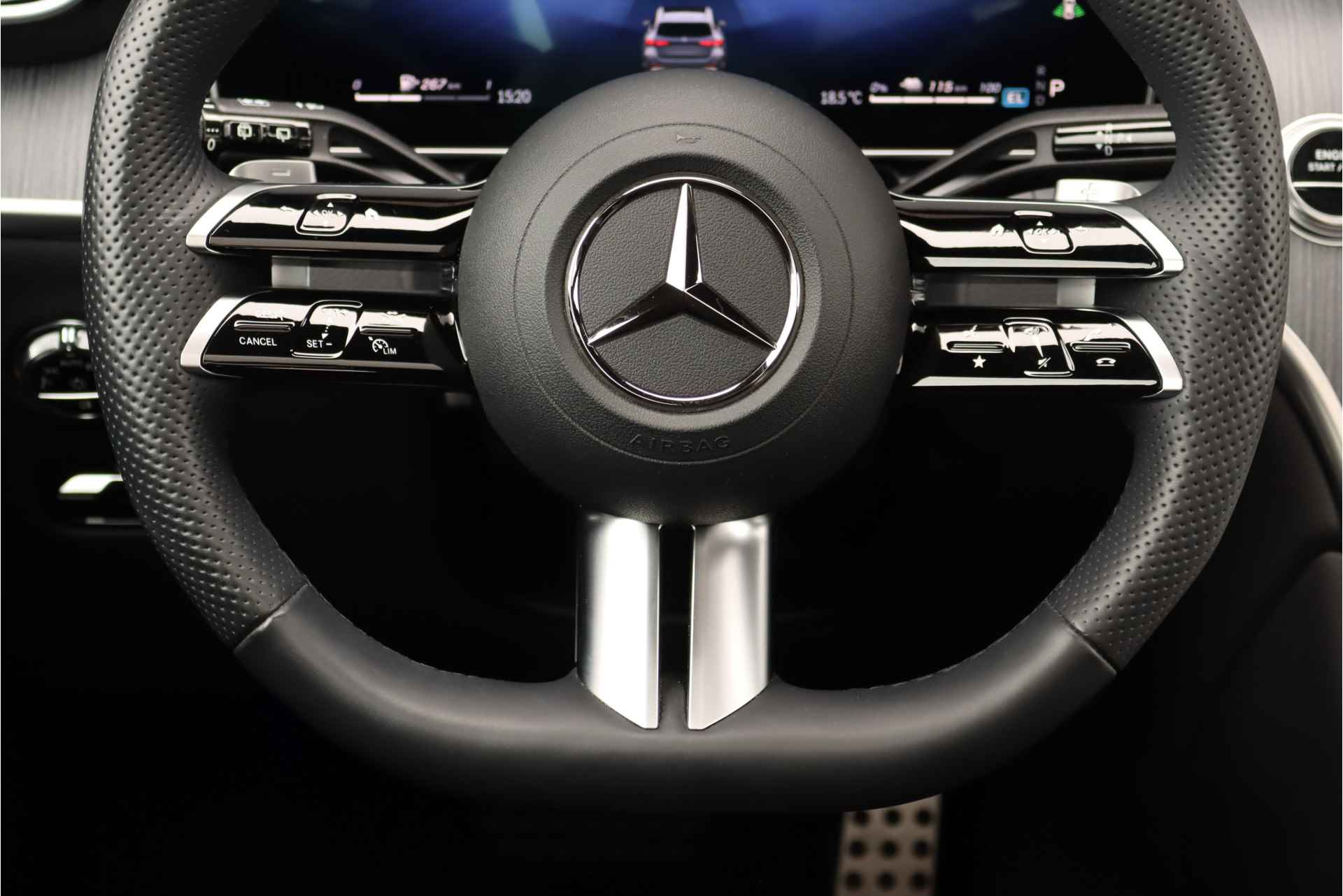 Mercedes-Benz GLC 400e 4MATIC AMG Line Aut9 | Panoramadak | Distronic Pro | Memory | Trekhaak | Verwarmd Stuurwiel | Nightpakket | Camera | Dodehoekassistent | - 30/47