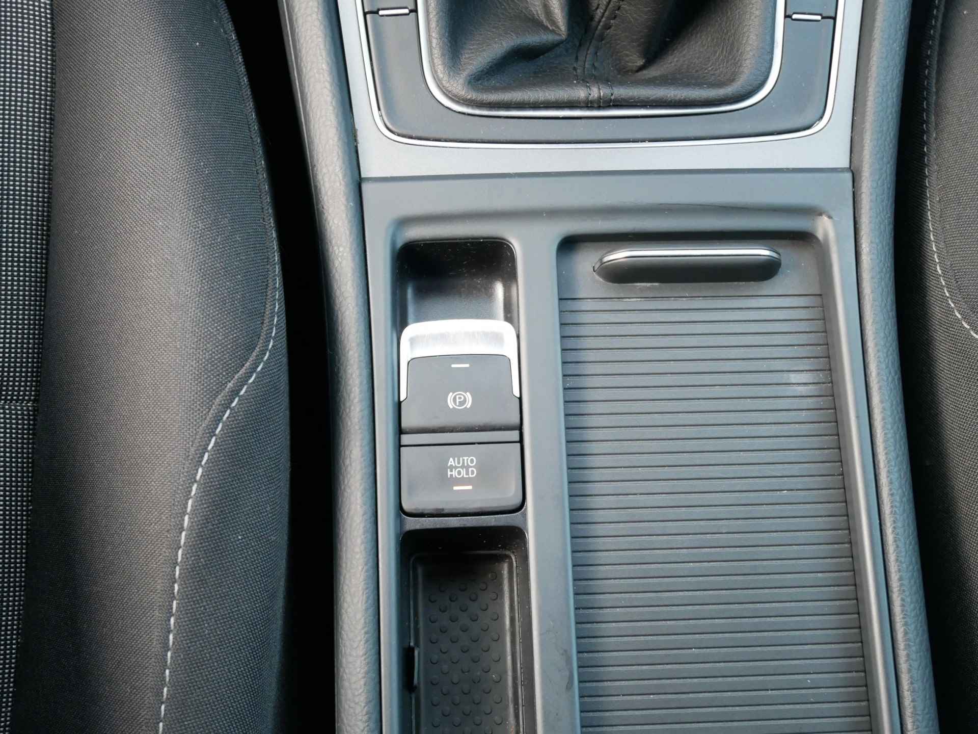 Volkswagen Golf 1.2 TSI, Airco, Bluetooth, Parkeersensoren!! - 16/20
