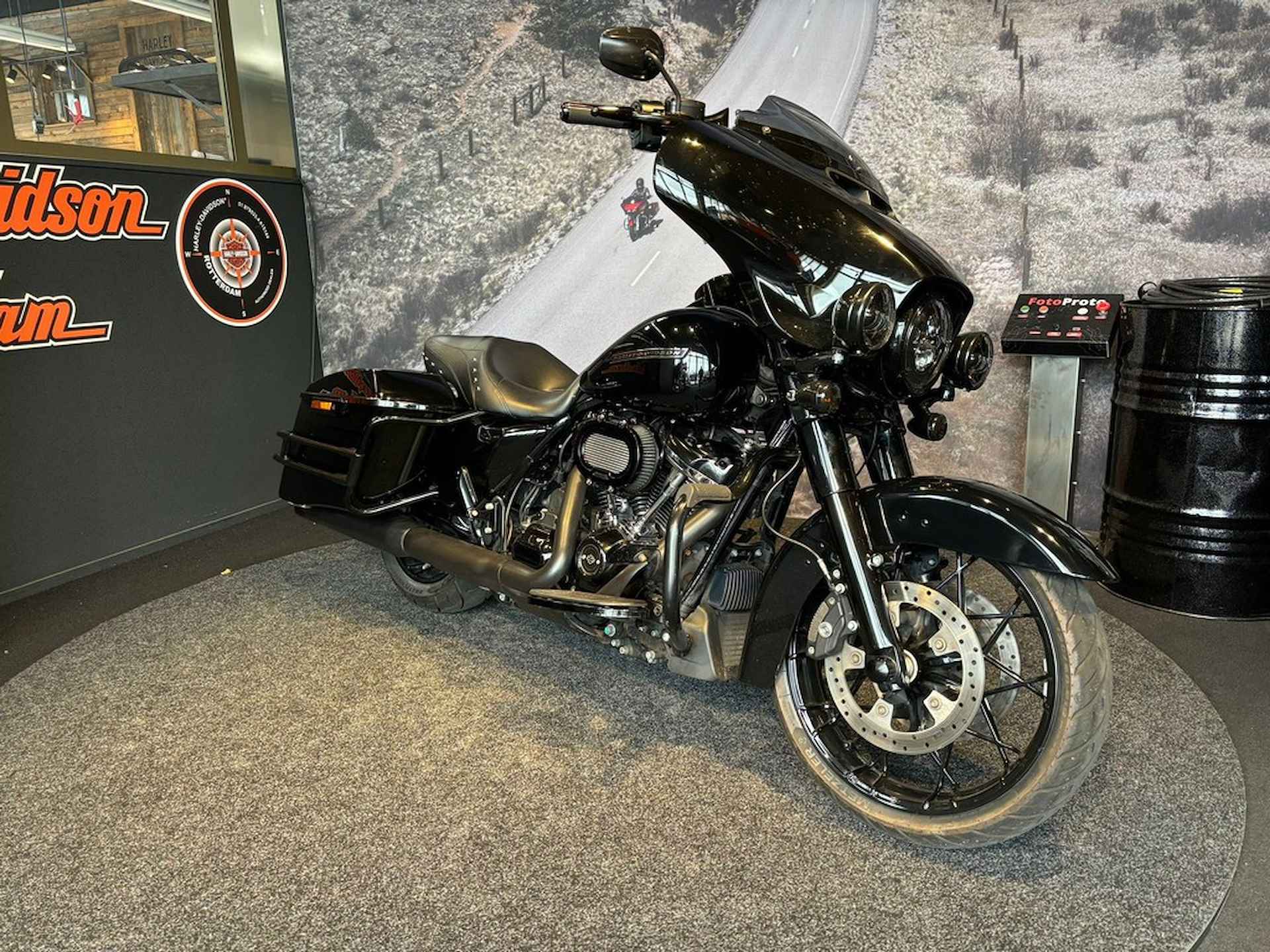 Harley-Davidson FLHXS STREET GLIDE SPECIAL - 6/10