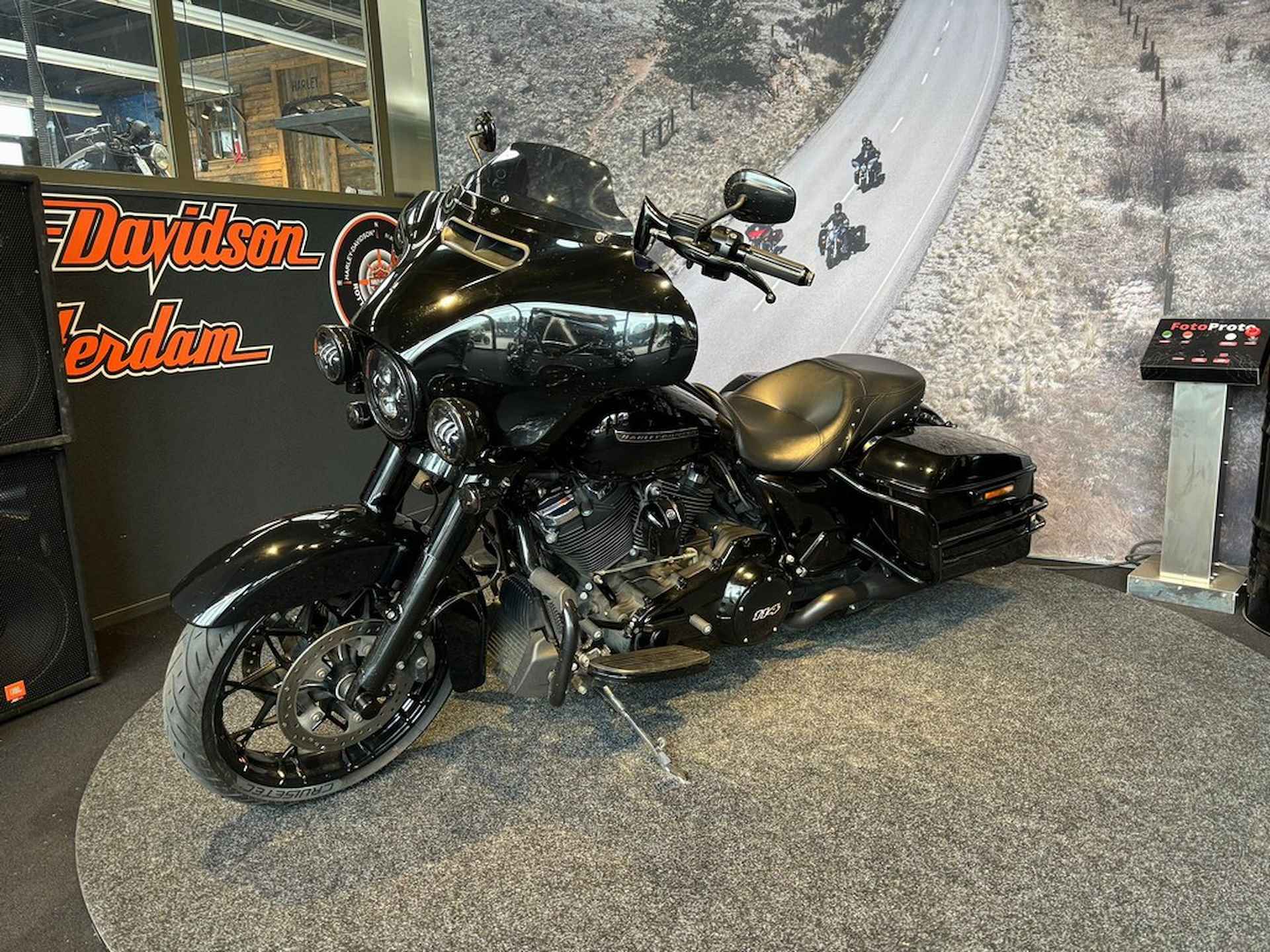 Harley-Davidson FLHXS STREET GLIDE SPECIAL - 7/10