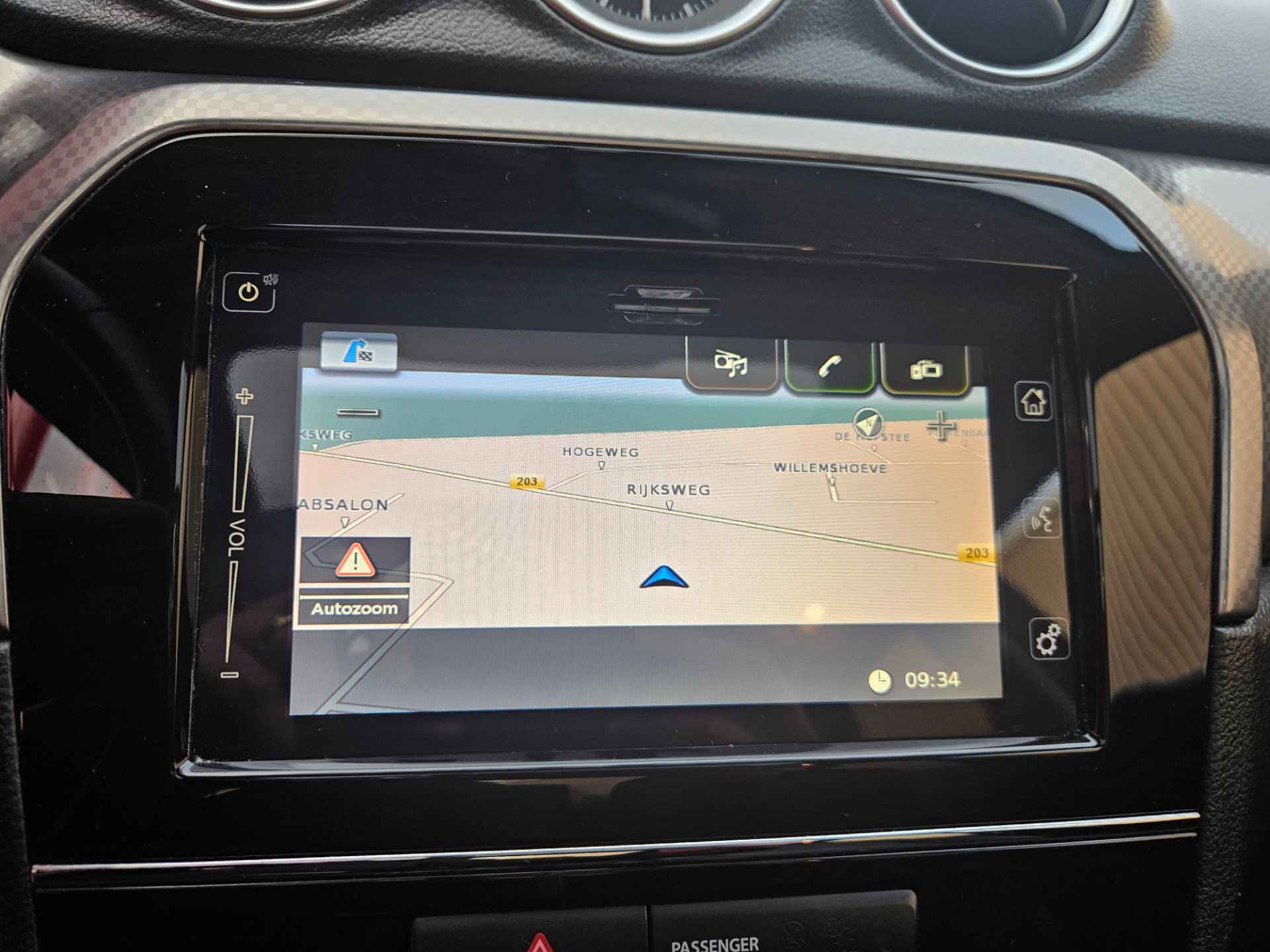 Suzuki Vitara 1.6 High Executive Navigatie/ Apple Carplay/ Trekhaak/ Panoramadak/ Rijklaarprijs! - 24/32