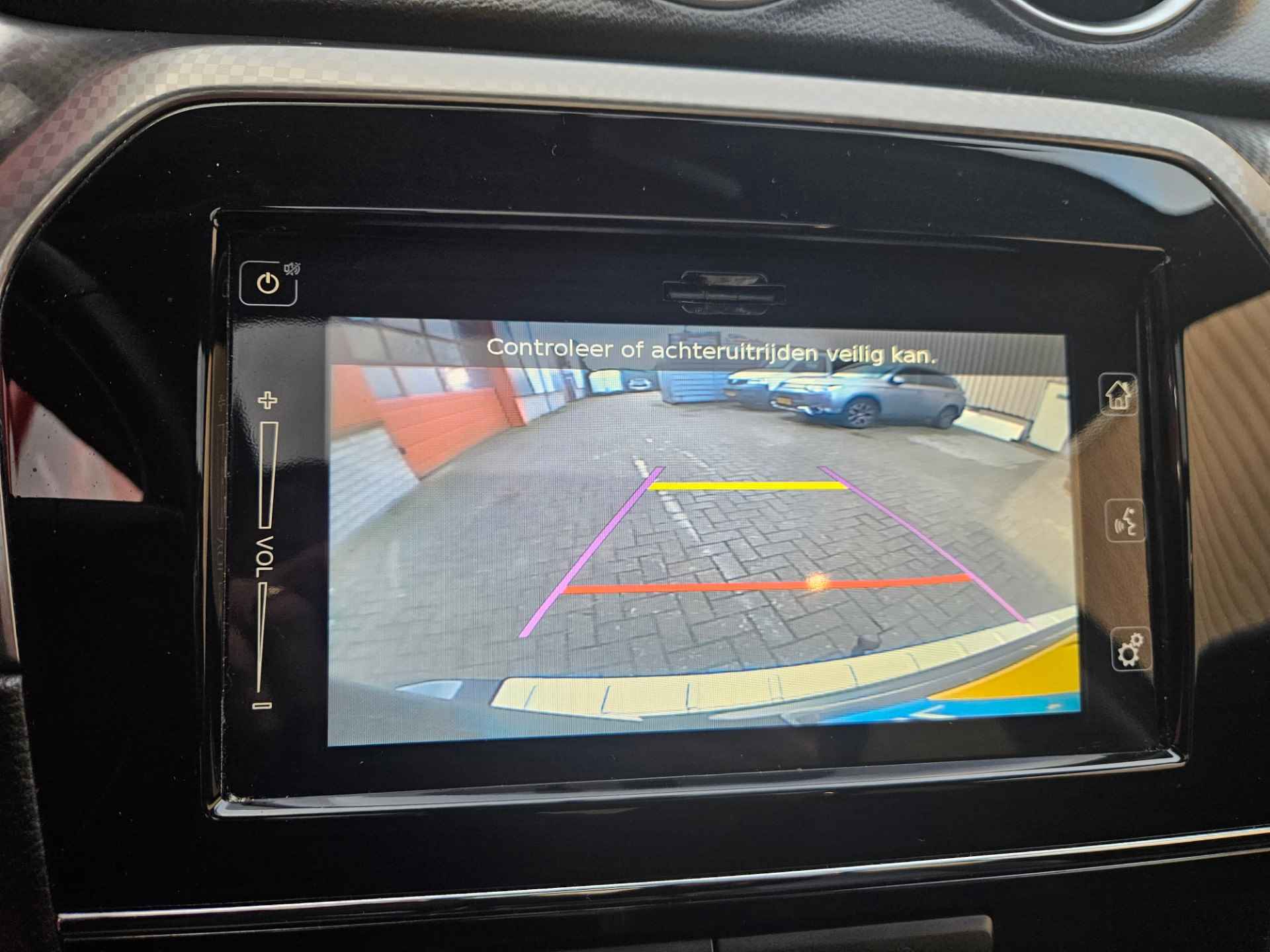 Suzuki Vitara 1.6 High Executive Navigatie/ Apple Carplay/ Trekhaak/ Panoramadak/ Rijklaarprijs! - 25/32