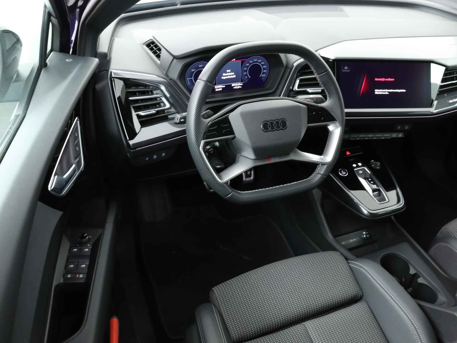 Audi Q4 Sportback e-tron 40 S edition 77 kWh | Automaat | LED  | Climate control| Lichtmetalen velgen |  Cruise control | Camera | Parkeersensoren | Elektrische Kofferklep | Getint glas | - 12/30