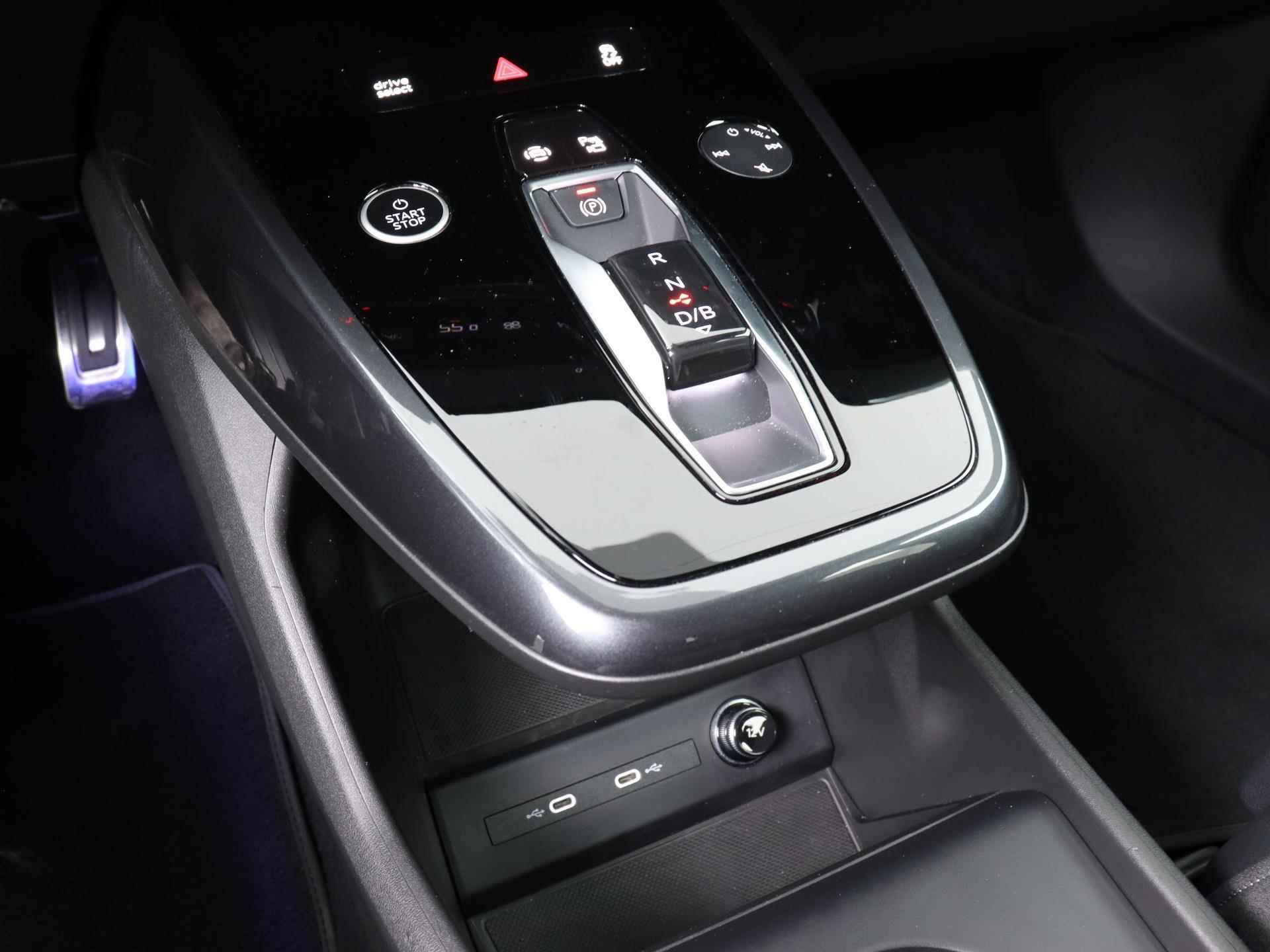 Audi Q4 Sportback e-tron 40 S edition 77 kWh | Automaat | LED  | Climate control| Lichtmetalen velgen |  Cruise control | Camera | Parkeersensoren | Elektrische Kofferklep | Getint glas | - 21/30