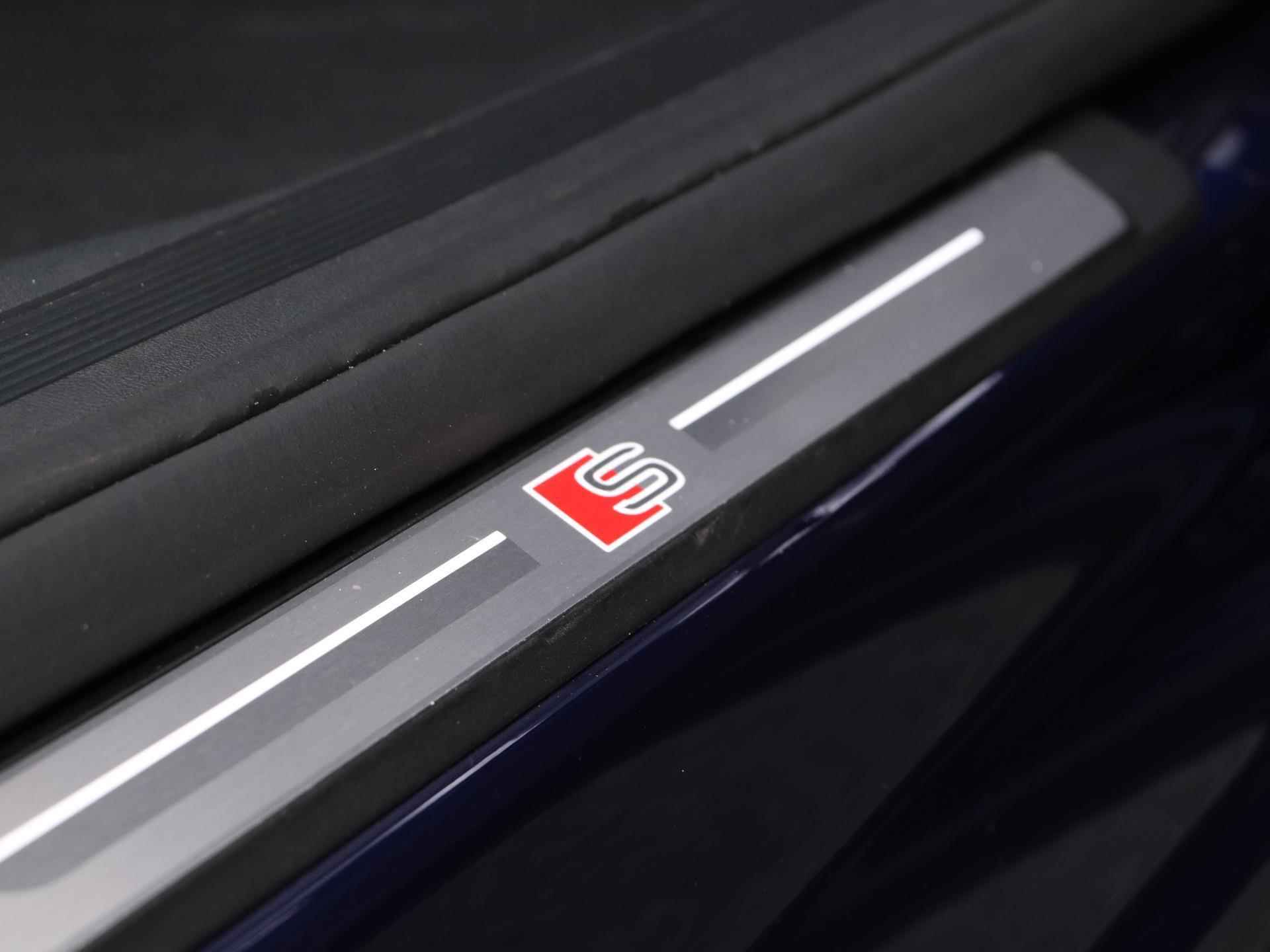 Audi Q4 Sportback e-tron 40 S edition 77 kWh | Automaat | LED  | Climate control| Lichtmetalen velgen |  Cruise control | Camera | Parkeersensoren | Elektrische Kofferklep | Getint glas | - 23/30