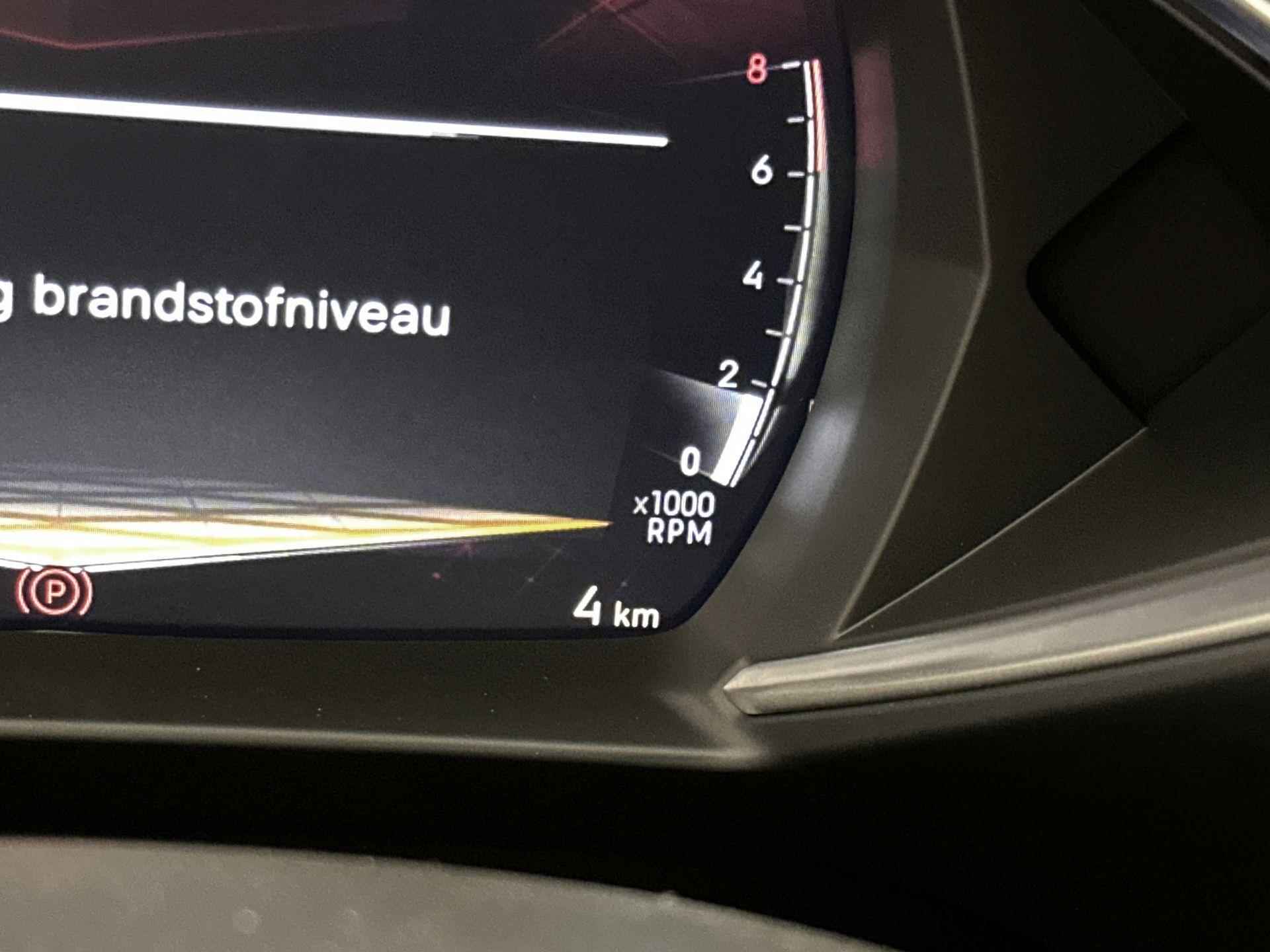 DS 3 SUV Performance Line 100 pk | Navigatie | Achteruitrijcamera | Parkeersensoren Voor en Achter | Alcantara Bekleding | Dodehoek Detectie | LED Koplampen | Climate Control | Cruise Control | 17" Lichtmetalen Velgen | Apple Carplay/Android Auto | - 23/31