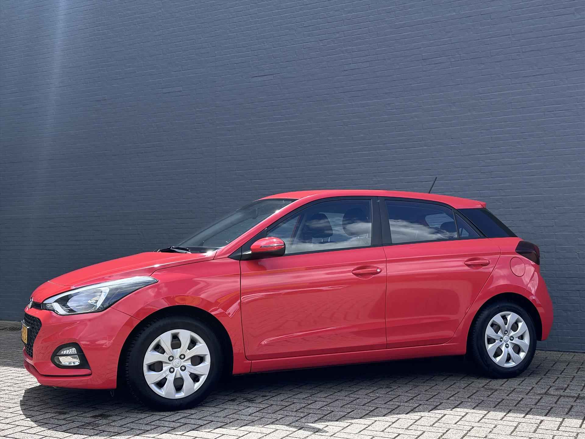 HYUNDAI I20 1.0 T-GDI Blue 100PK Comfort | Apple Carplay/Android Auto | Trekhaak | Climate Control | - 3/35