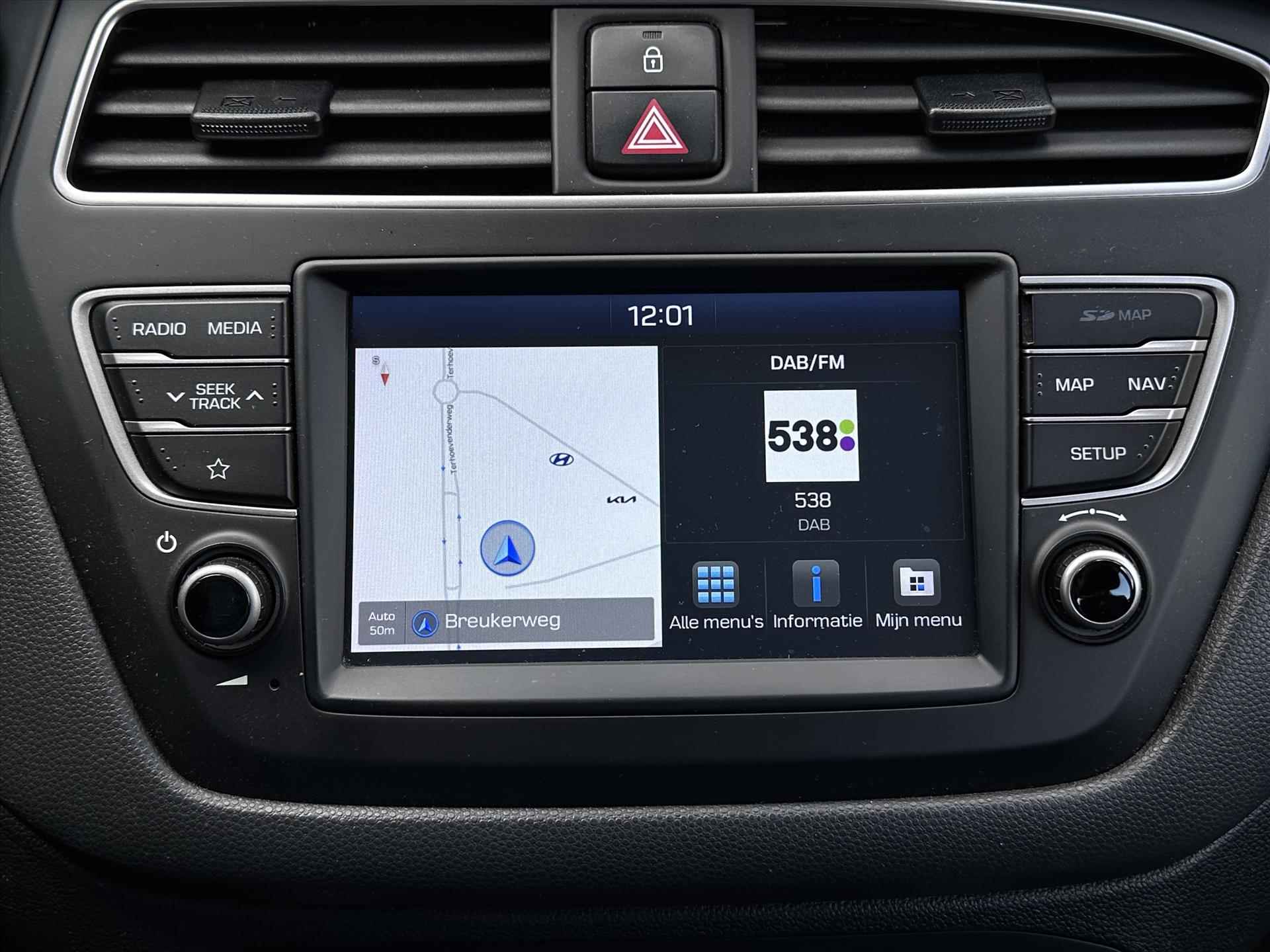 HYUNDAI I20 1.0 T-GDI Blue 100PK Comfort | Apple Carplay/Android Auto | Trekhaak | Climate Control | - 28/35