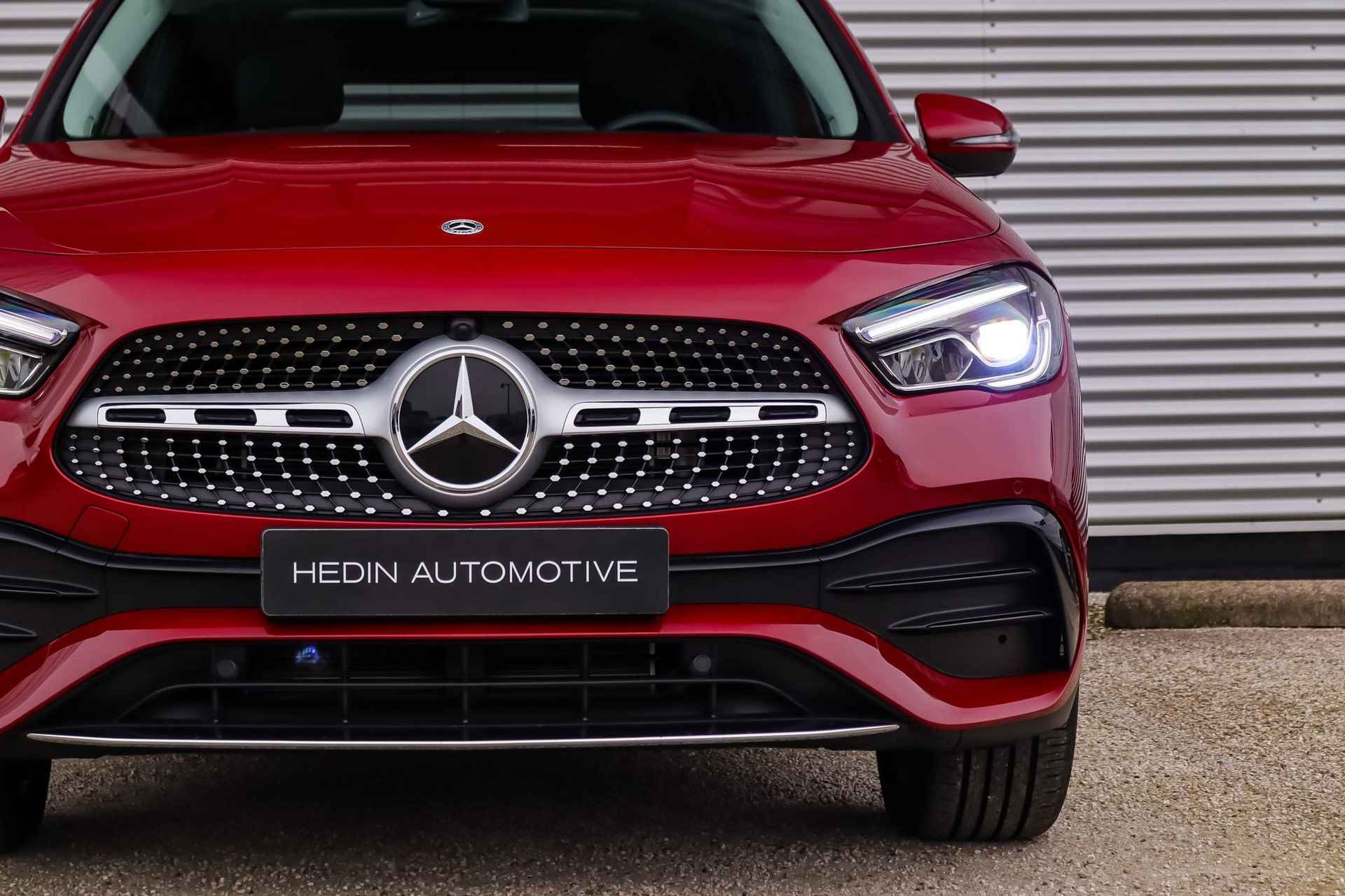 Mercedes-Benz GLA GLA 250e Automaat AMG Line | MANUFAKTUR | Panoramadak | Sfeerverlichting | Parktronic | Stoelverwarming | Camera | Zitcomfortpakket | Spiegelpakket - 35/41