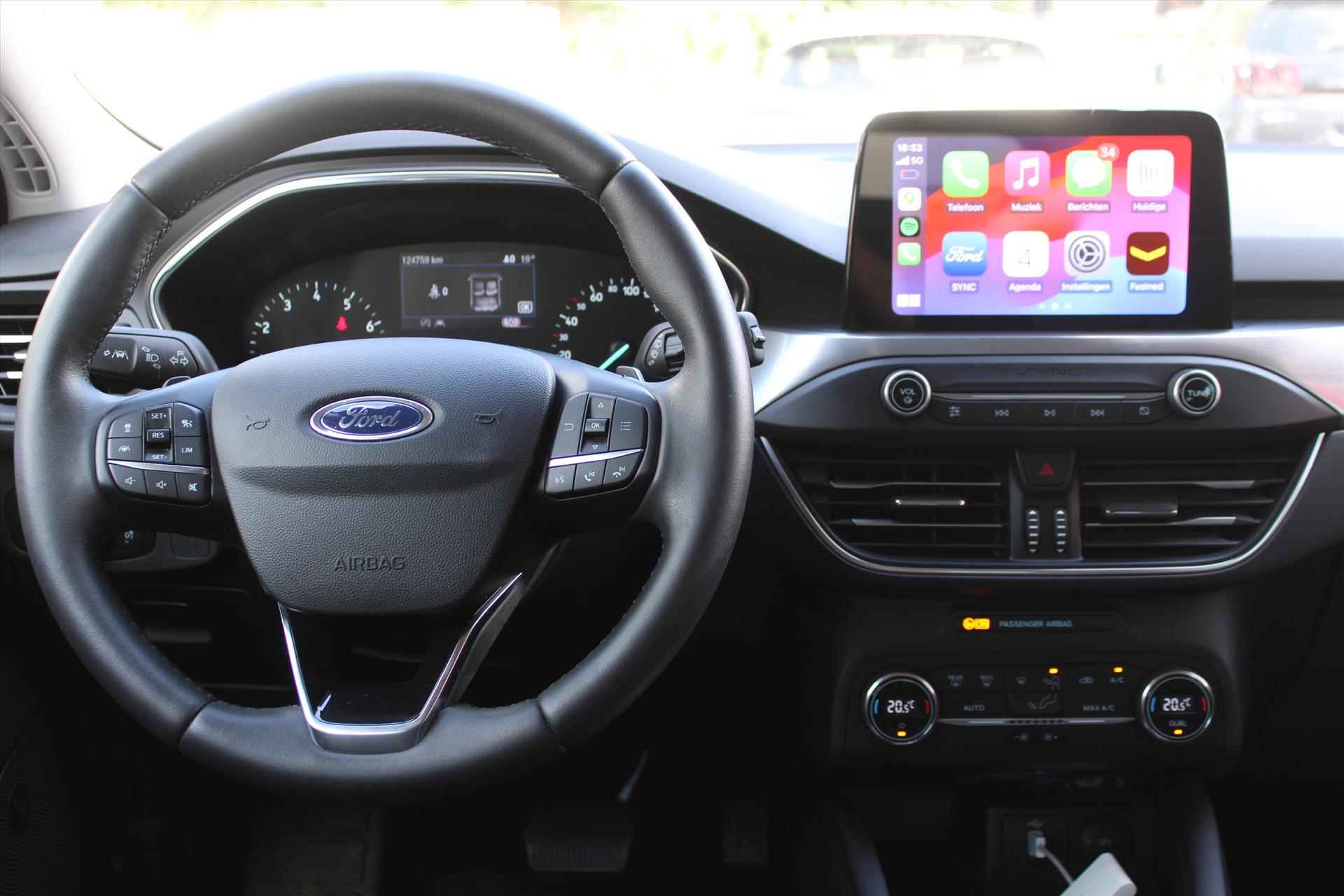 FORD Focus Wagon 1.0 Ecoboost Aut *Titanium* | Trekhaak | Carplay | Adaptive Cruise & Climate Control | Navigatie | - 8/23