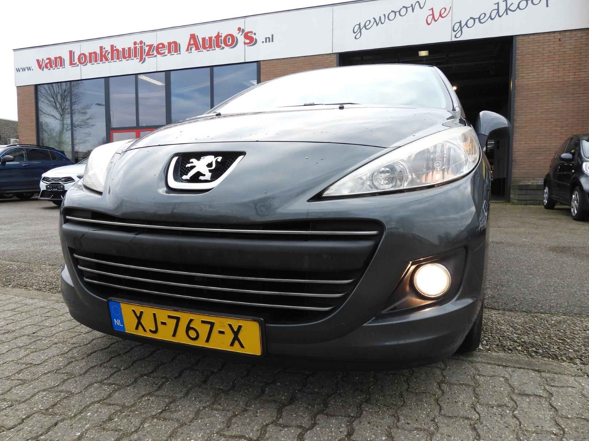 Peugeot 207 1.4 VTi Style AIRCO/BLUETOOTH/TREKHAAK! - 22/26