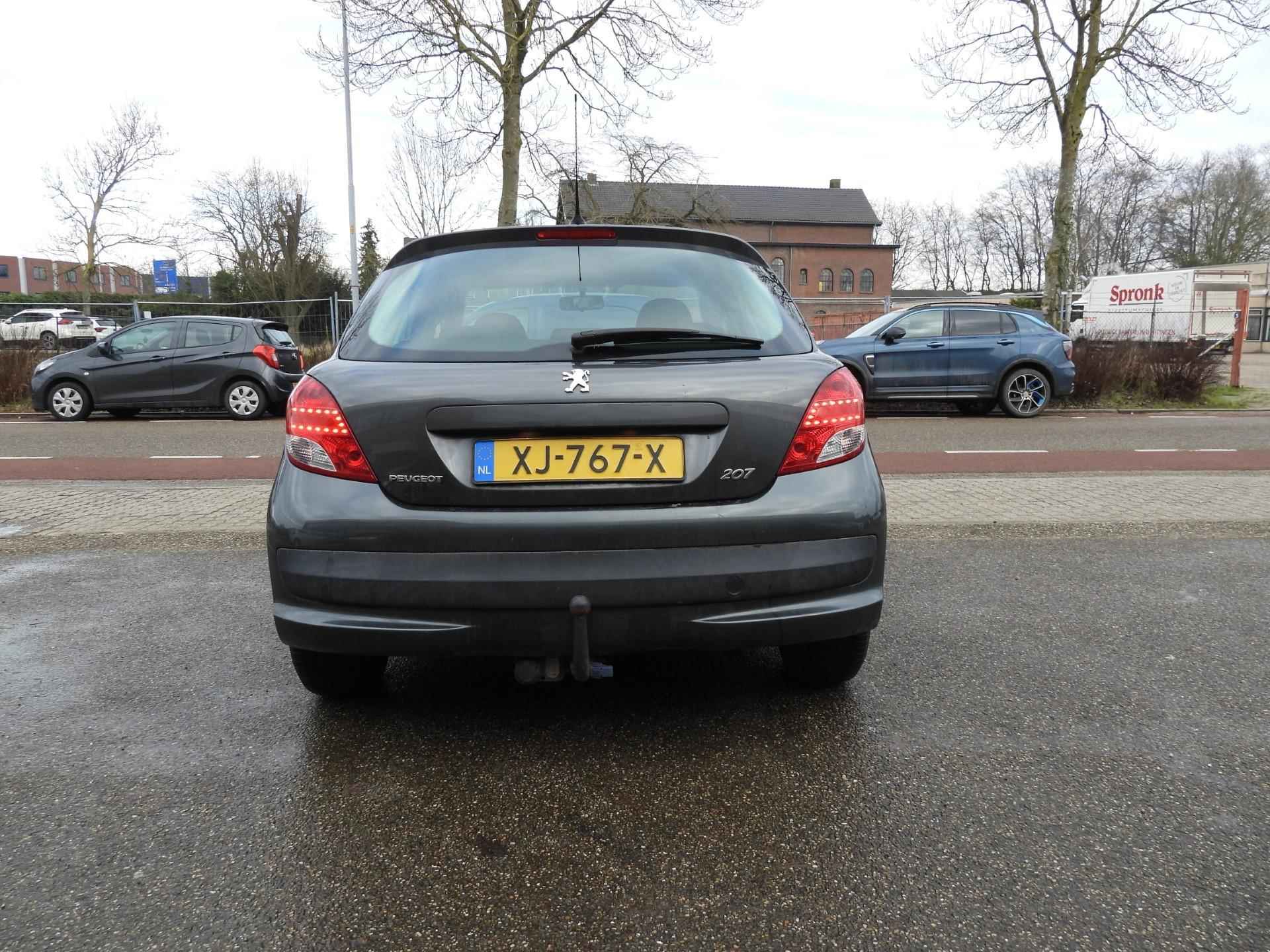 Peugeot 207 1.4 VTi Style AIRCO/BLUETOOTH/TREKHAAK! - 24/26