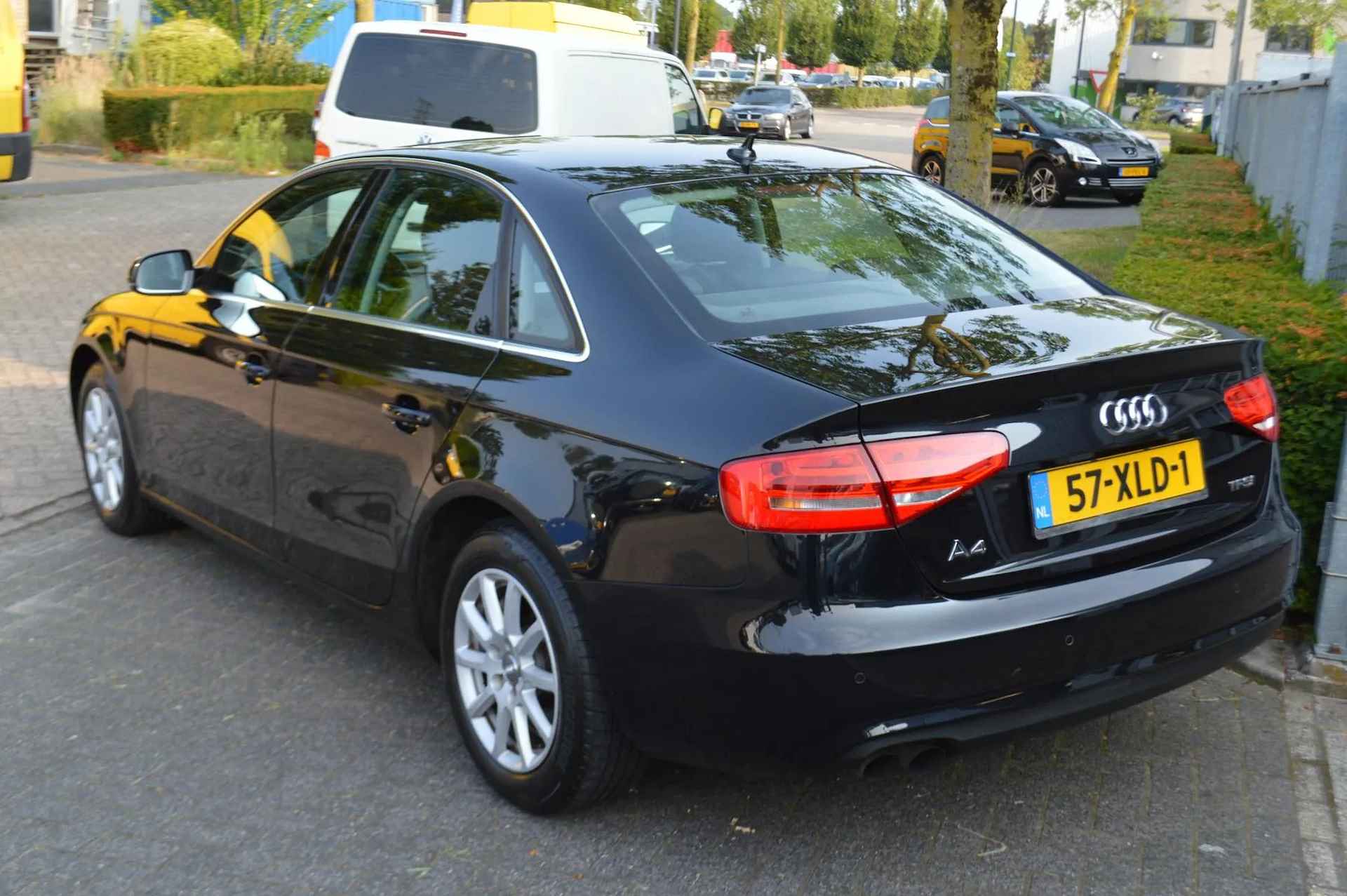 Audi A4 Limousine 1.8 TFSI PrLine Bussines. NL-auto, Garantie - 14/32