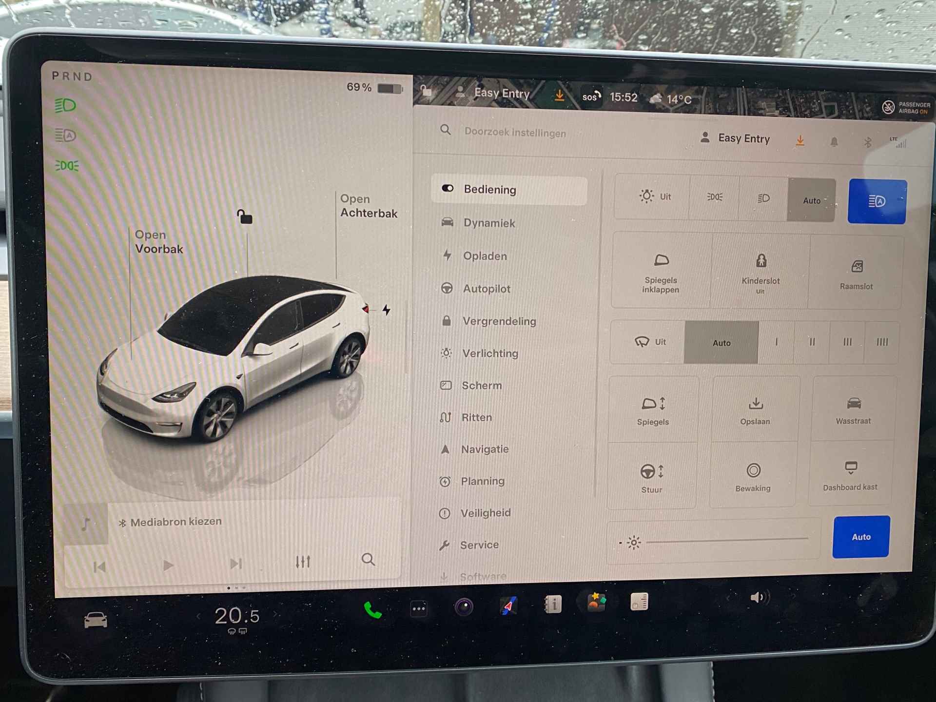 Tesla Model Y Long Range AWD 75 kWh | AUTOPILOT | LEDER | FAB GARANTIE T/M JULI 2027!!! - 27/30