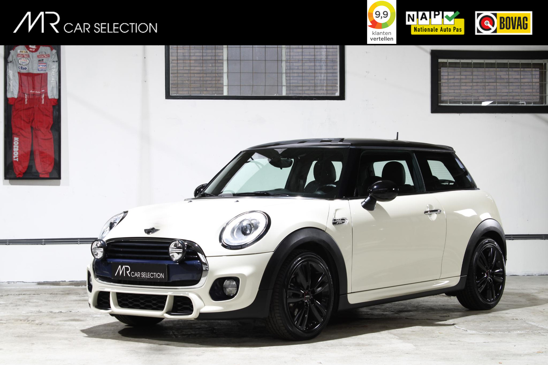 Mini Mini 1.5 Cooper King's Cross | JCW | LED | Navigatie | Parkeersensoren | Keyless | NL Auto | 1e Eigenaar |