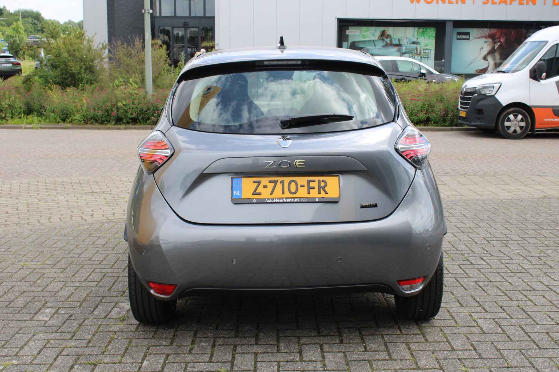 Renault ZOE R135 Evolution 52 kWh | € 2.000,- SUBSIDIE BESCHIKBAAR | NL-Auto | Demo| Pack Winter | - 8/25