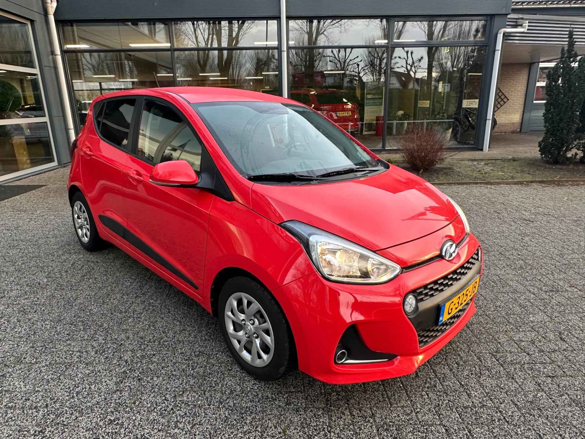 Hyundai I10 1.0i Premium stoel- stuurverw. carplay - 8/29