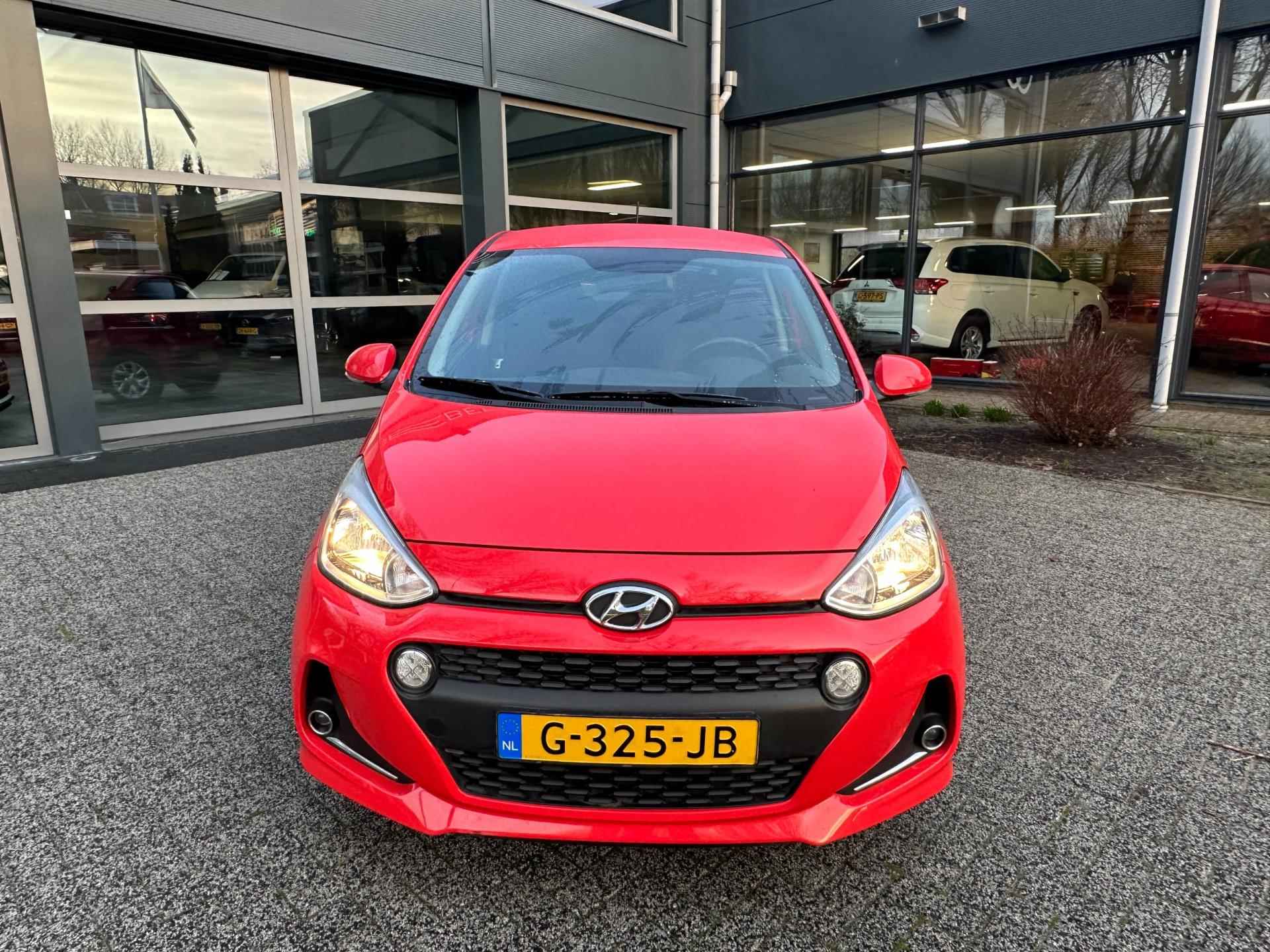 Hyundai I10 1.0i Premium stoel- stuurverw. carplay - 9/29