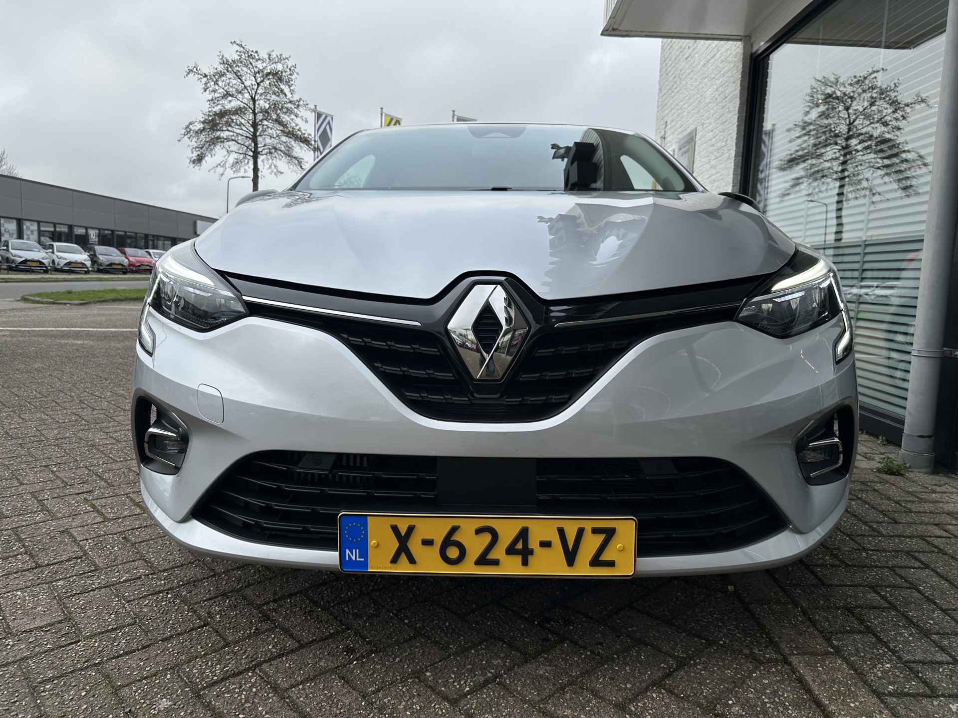 Renault Clio Evolution Tce 90 | Pack: Augmented Vision, Light, Comfort én Winter! | tijdelijk gratis Top Afleverpakket twv Eur 695 - 3/44