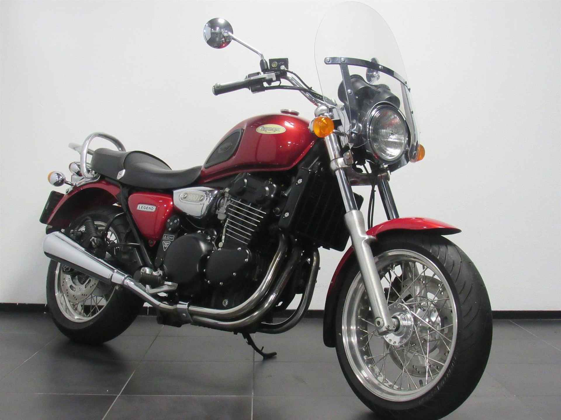 Triumph LEGEND TT - 1999 - 2/15