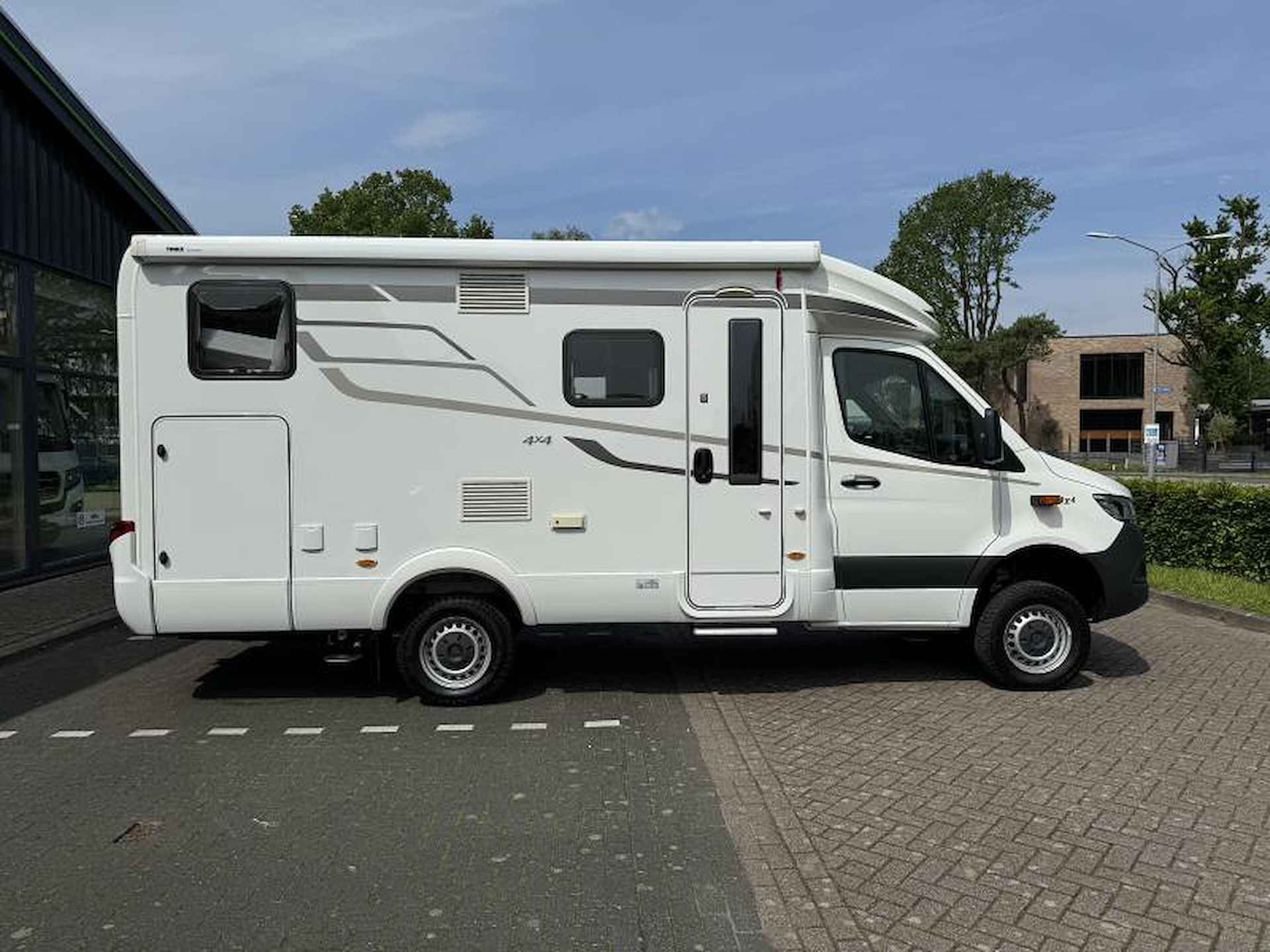 Hymer ML-T 5704 X E&P Levelsysteem - 5/25