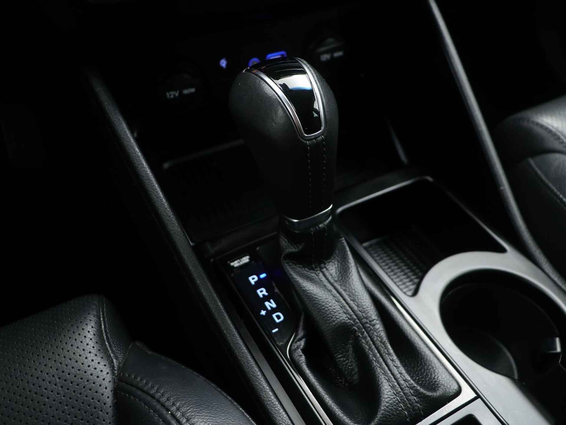 Hyundai Tucson 1.6 T-GDI Comfort Automaat | Rijklaarprijs! | Navigatie | Lederen stoelen elekt. verstelbaar | Achteruitrijcamera | Stoelverwarming | Inclusief 36 maanden garantie | - 33/39