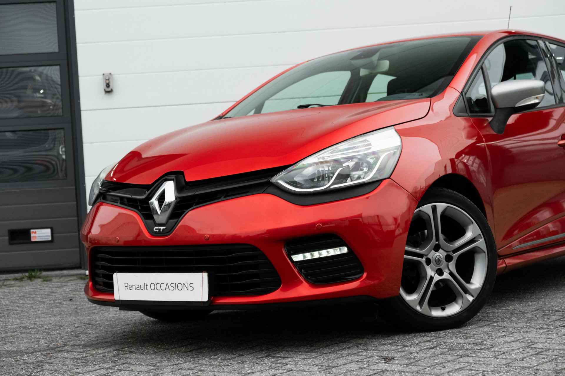 Renault Clio 1.2 GT 120 PK | Automaat | Camera achter | RS Line knop | | incl. Bovag rijklaarpakket met 12 maanden garantie | - 19/52