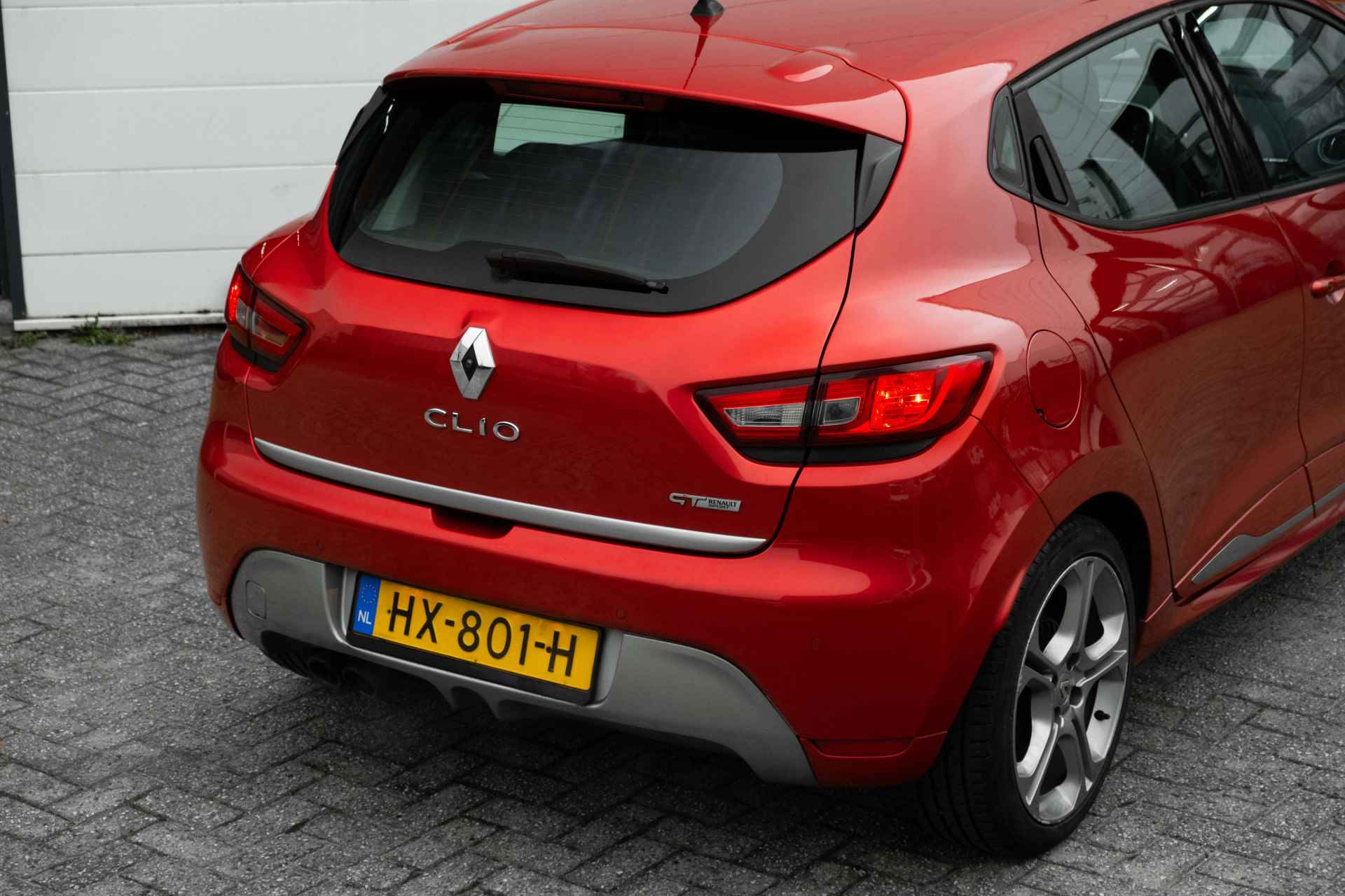 Renault Clio 1.2 GT 120 PK | Automaat | Camera achter | RS Line knop | | incl. Bovag rijklaarpakket met 12 maanden garantie | - 20/52